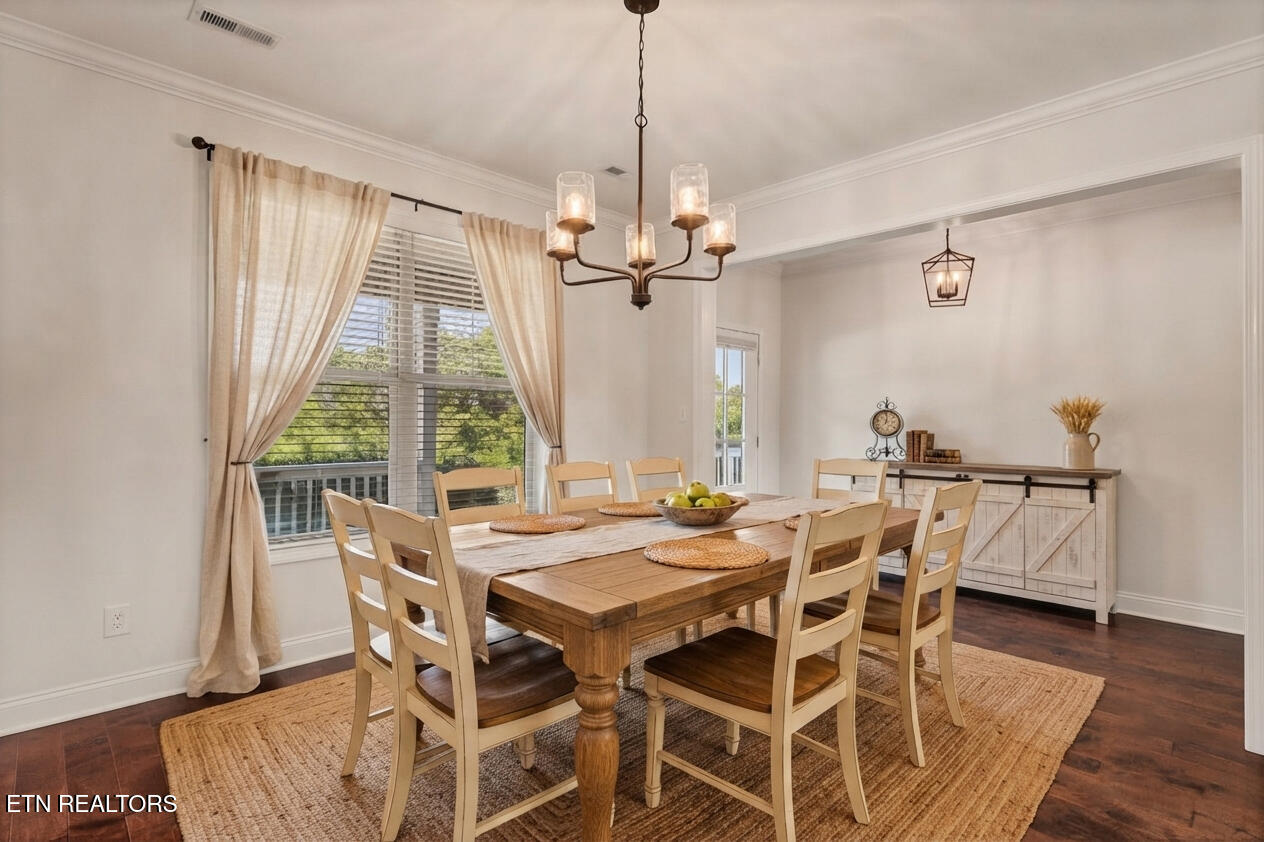 858 Dunlap Hollow Rd