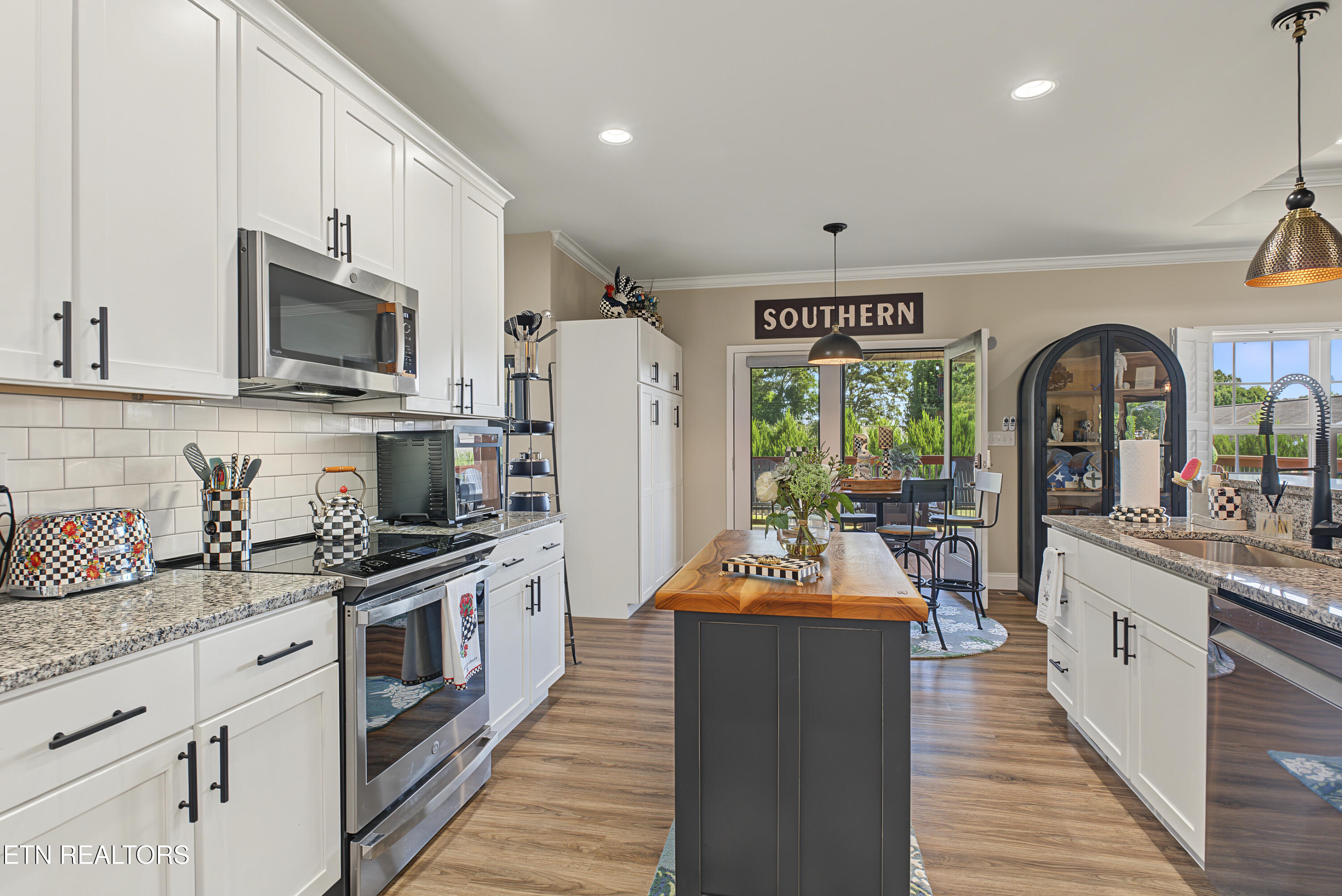 5004 Candlewood Court