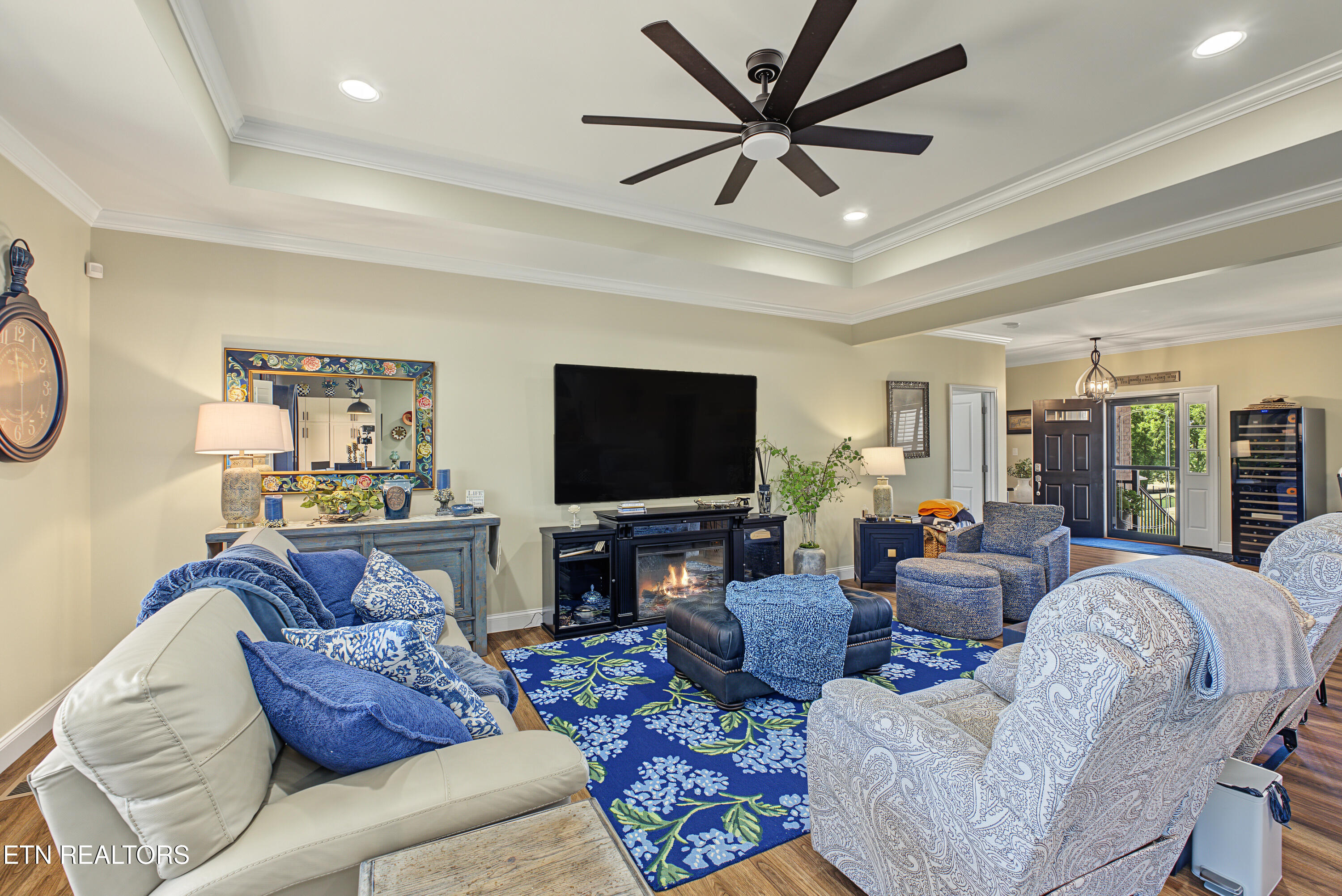 5004 Candlewood Court