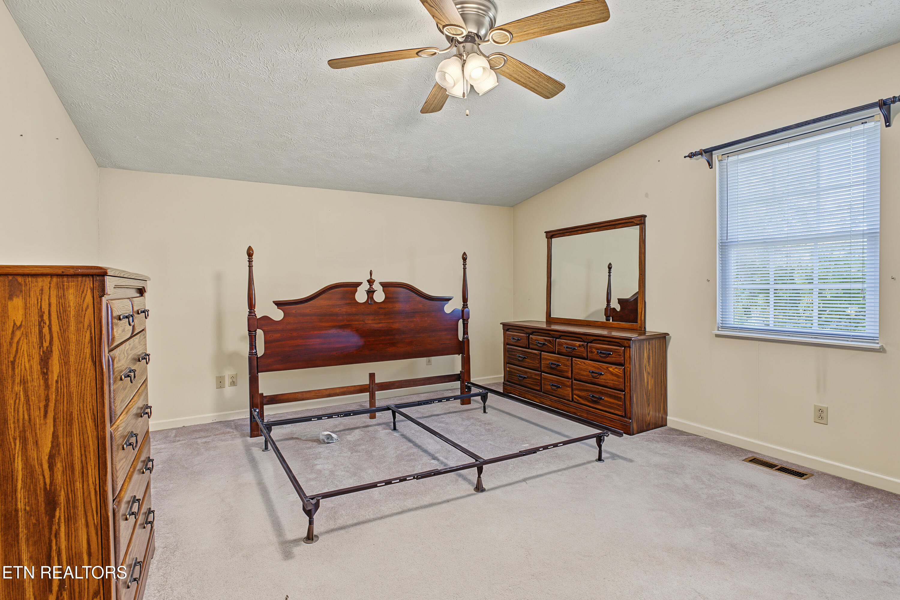 2330 Sevierville Rd