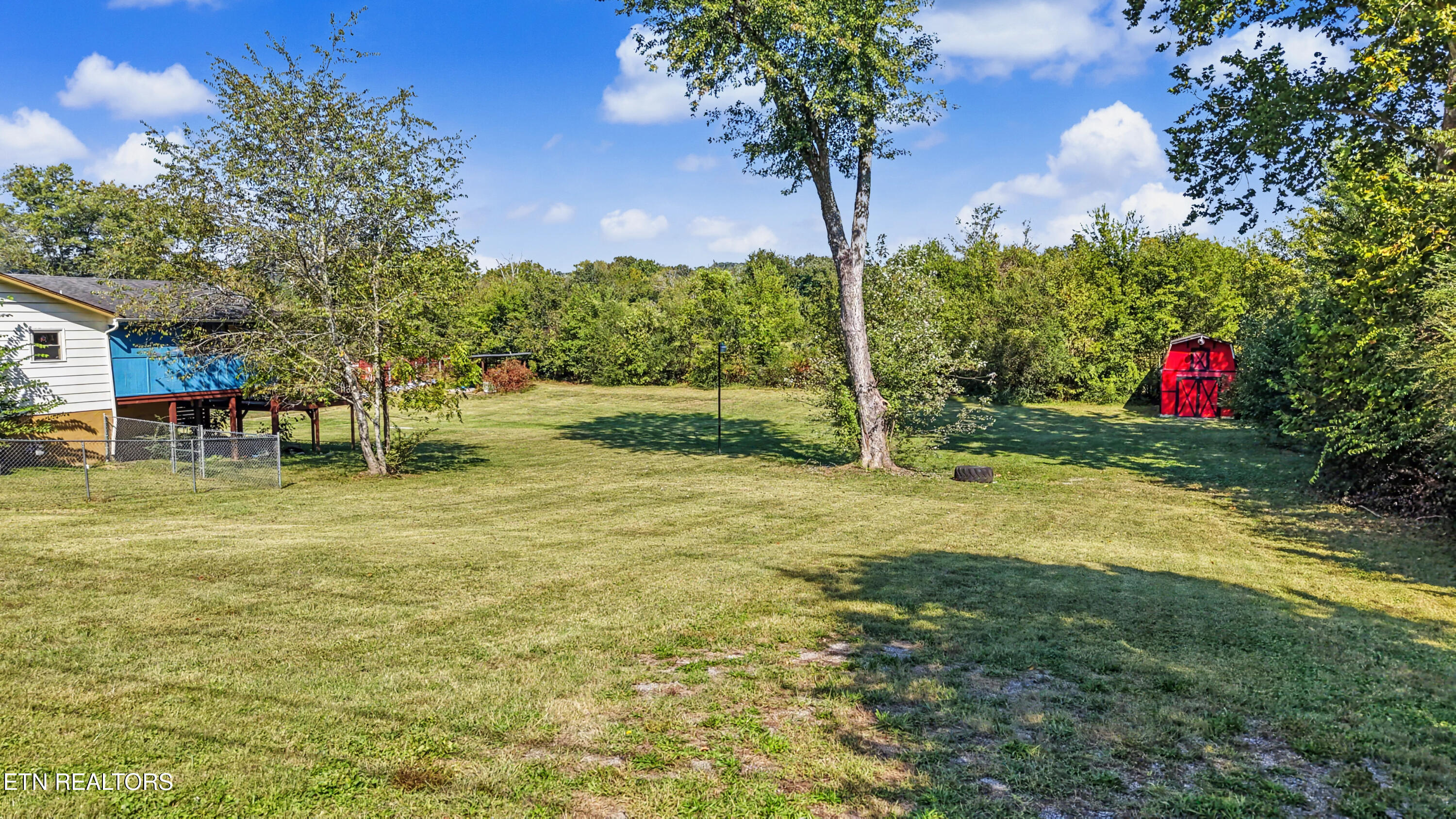 6909 Heatherbrook Drive