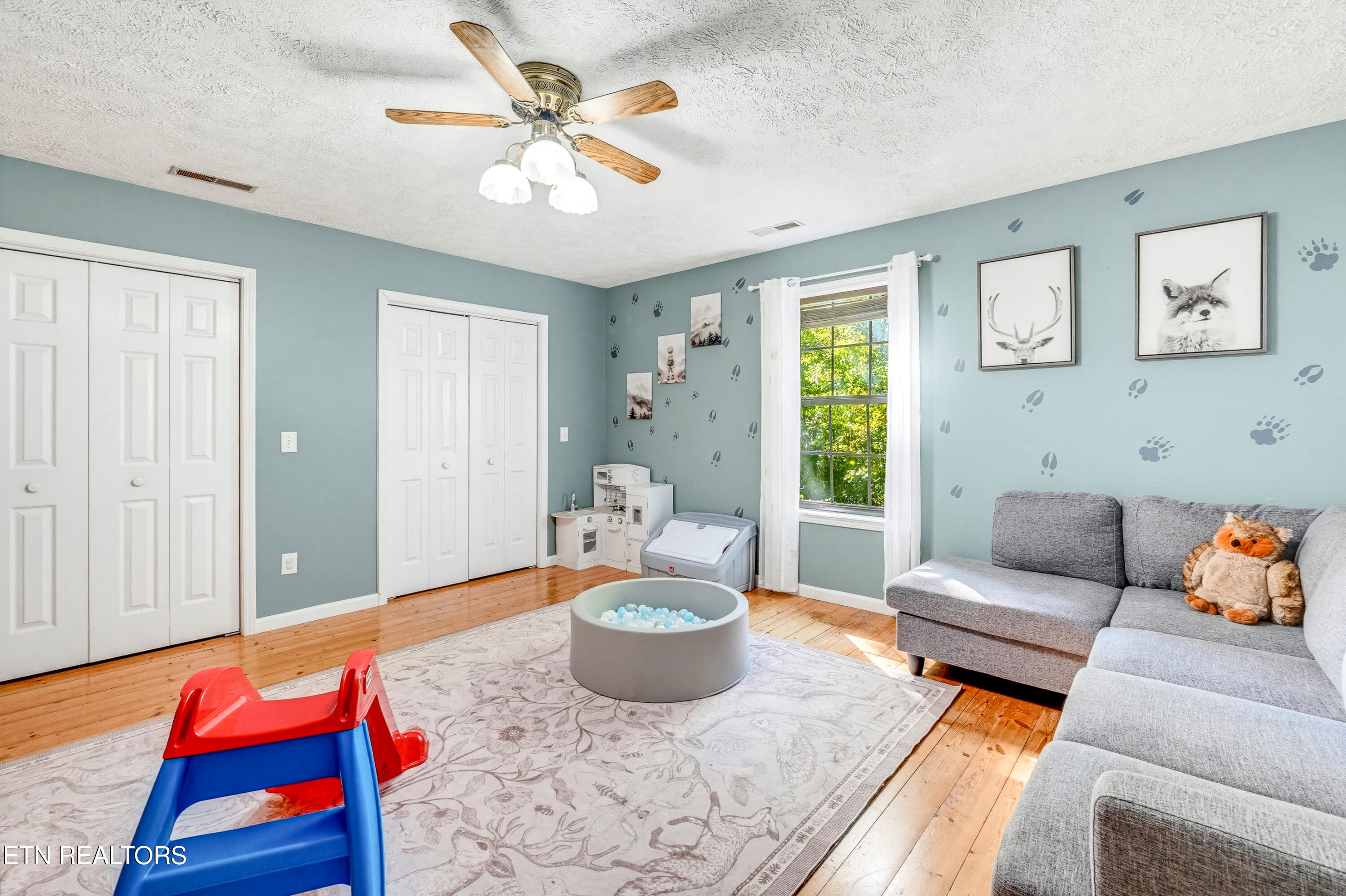 1840 Oakwood Rd