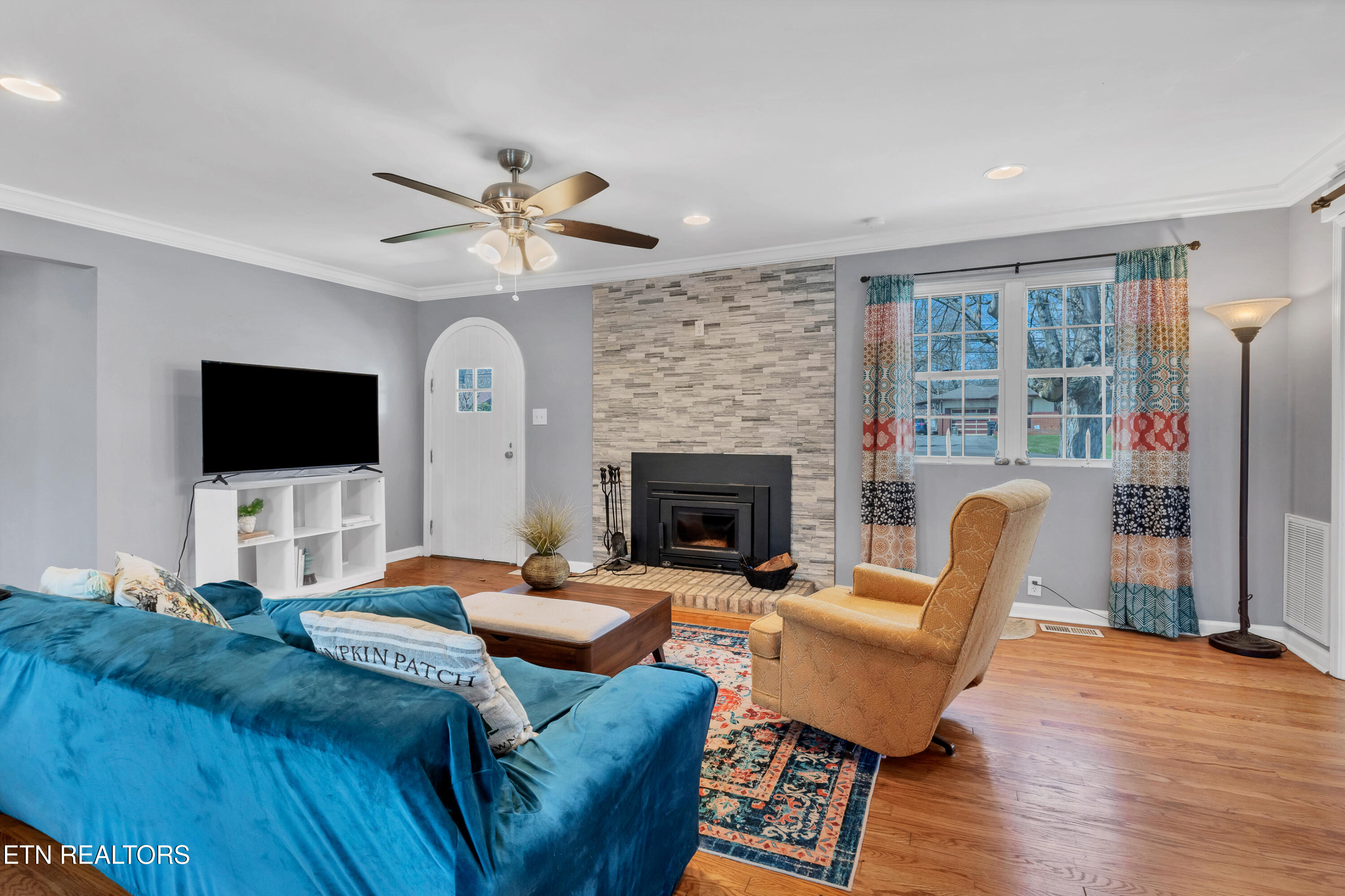 300 Lindy Drive