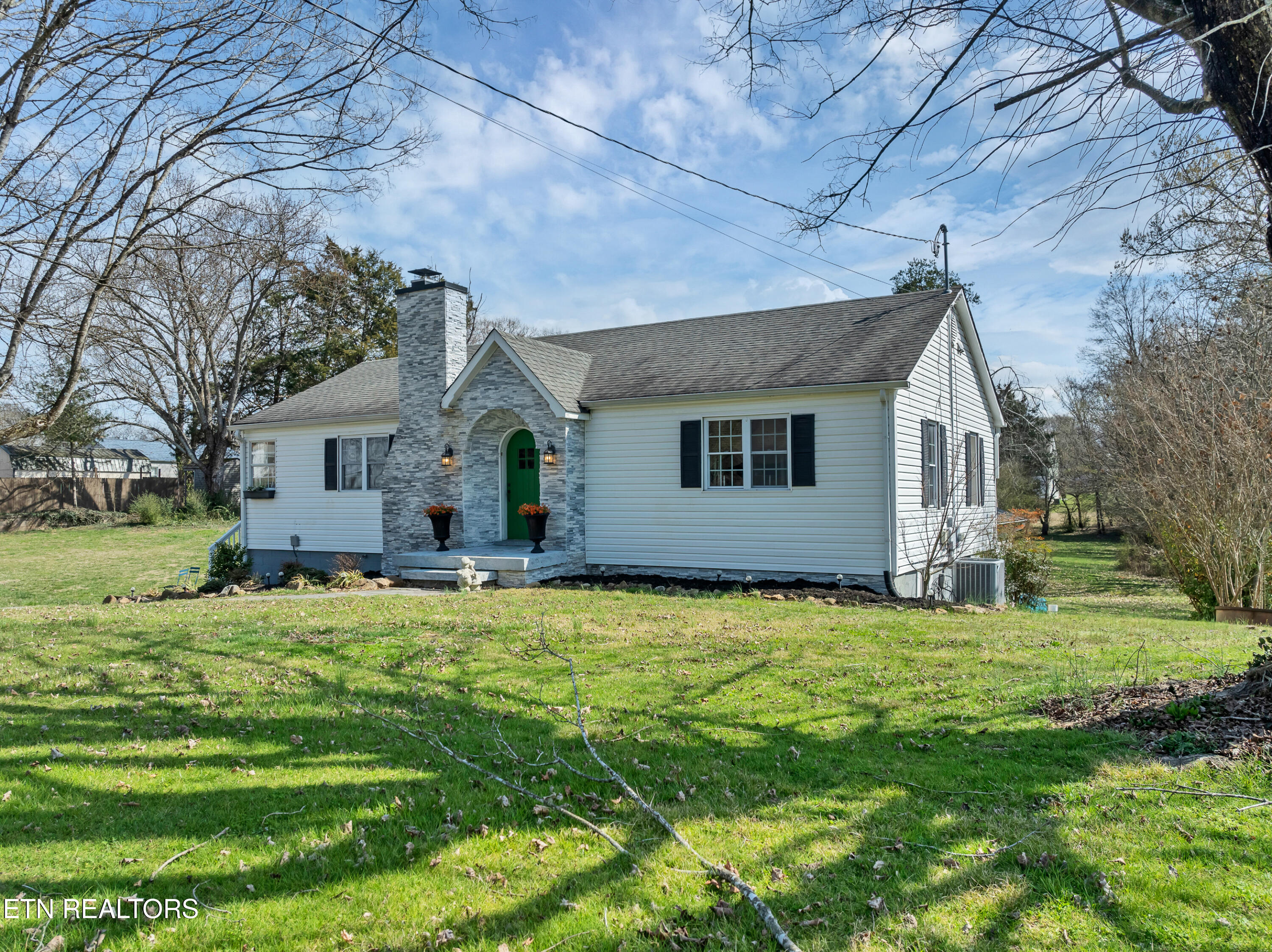 300 Lindy Drive