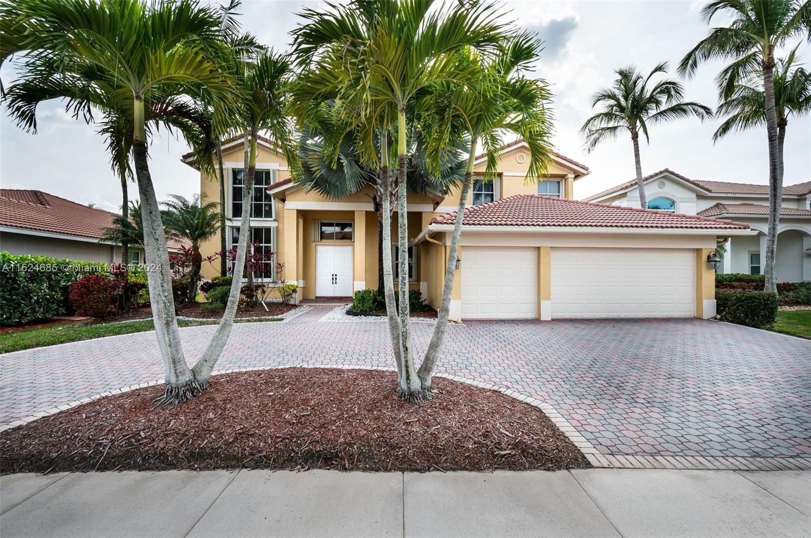 1646 Victoria Pointe Ln