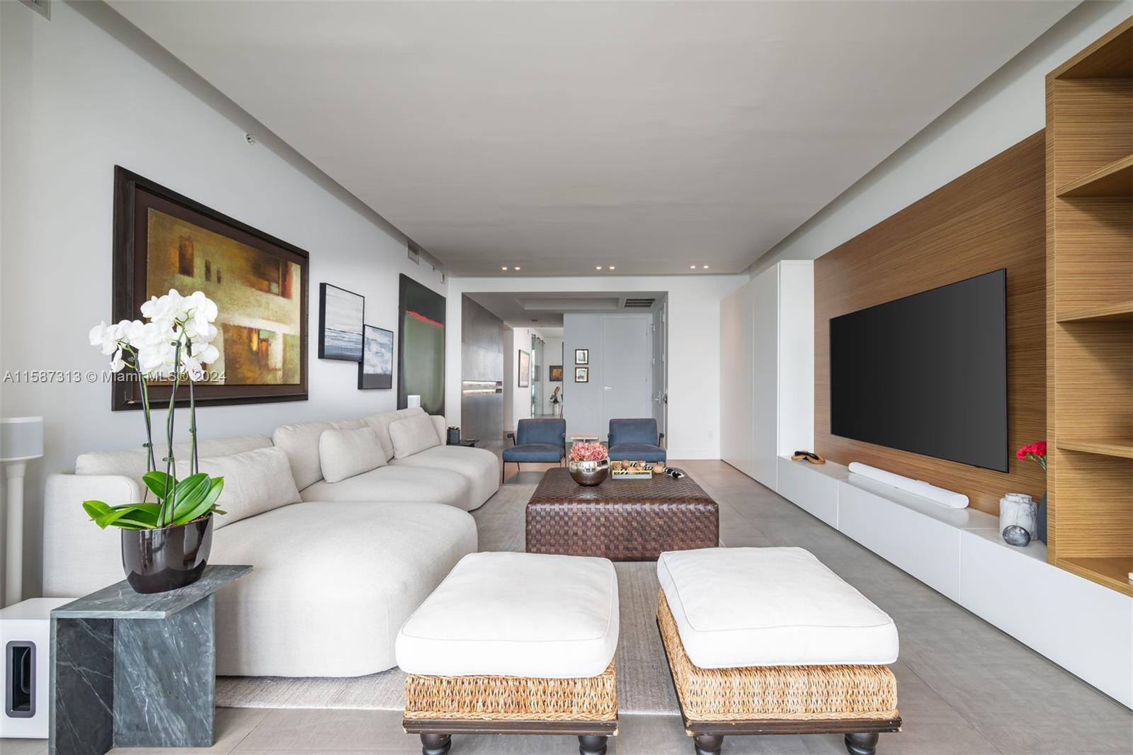 1300 Brickell Bay Dr # 4201