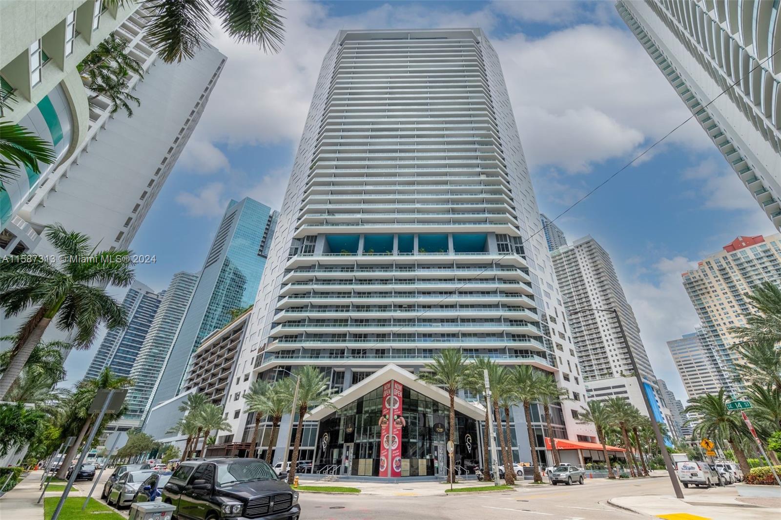 1300 Brickell Bay Dr # 4201