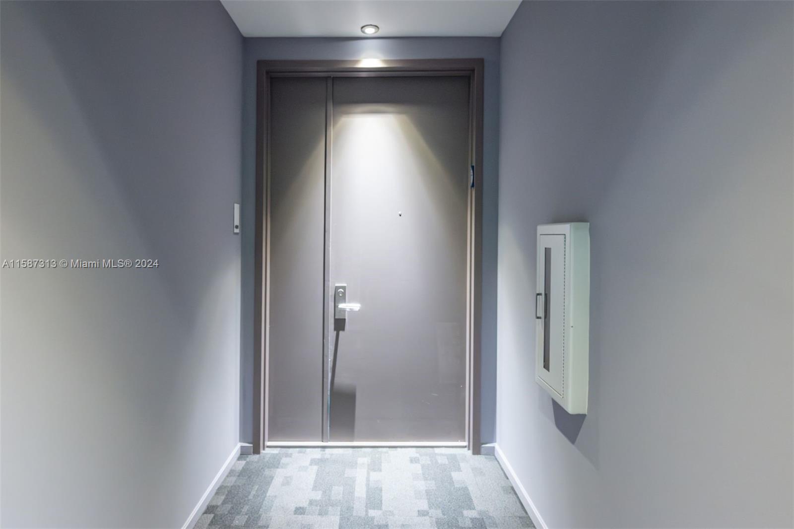 1300 Brickell Bay Dr # 4201