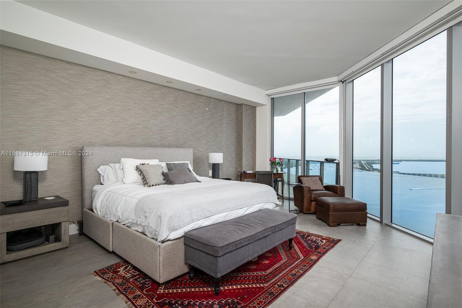 1300 Brickell Bay Dr # 4201