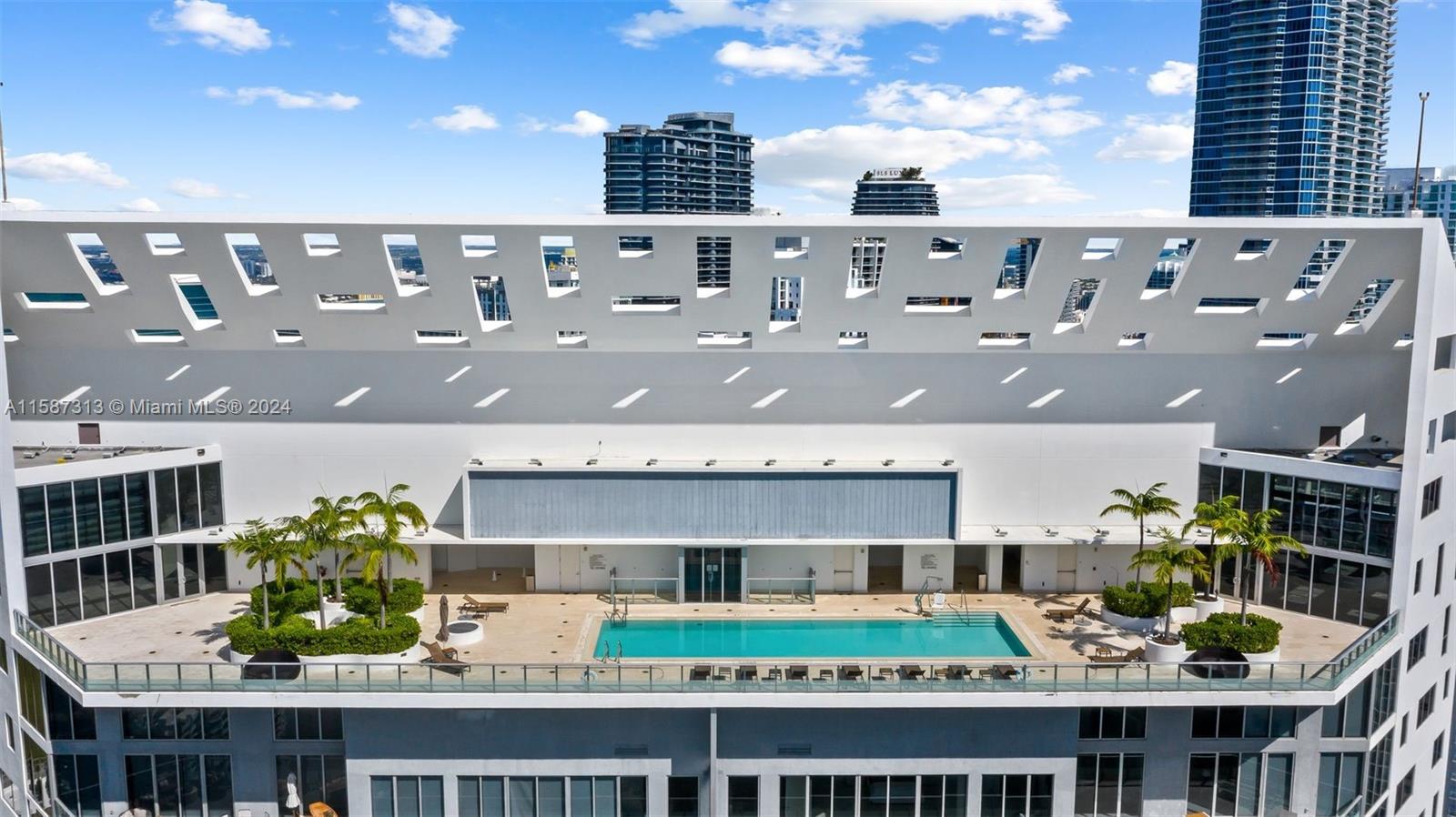 1300 Brickell Bay Dr # 4201