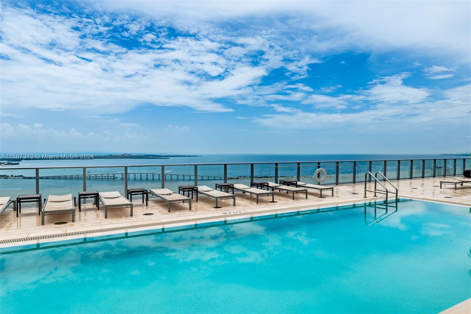 1300 Brickell Bay Dr # 4201