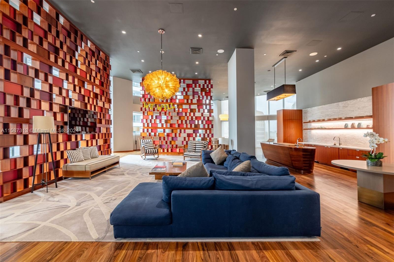 1300 Brickell Bay Dr # 4201