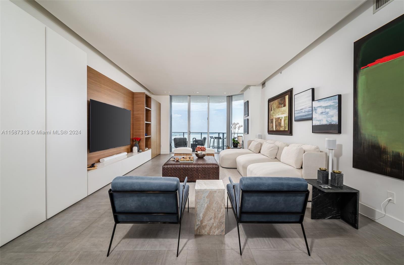 1300 Brickell Bay Dr # 4201