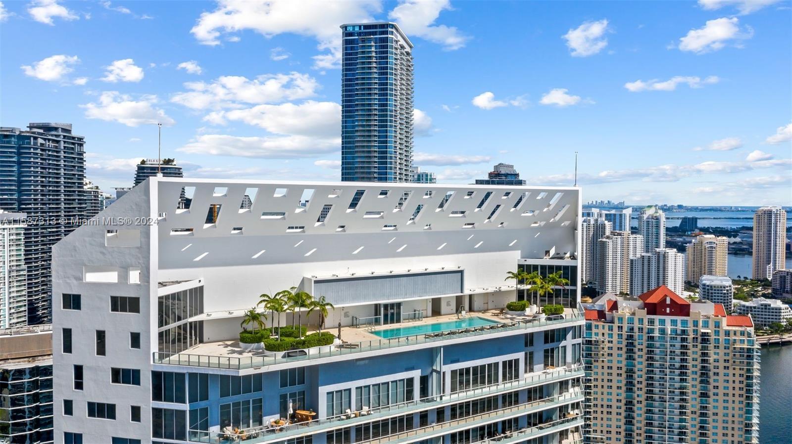 1300 Brickell Bay Dr # 4201