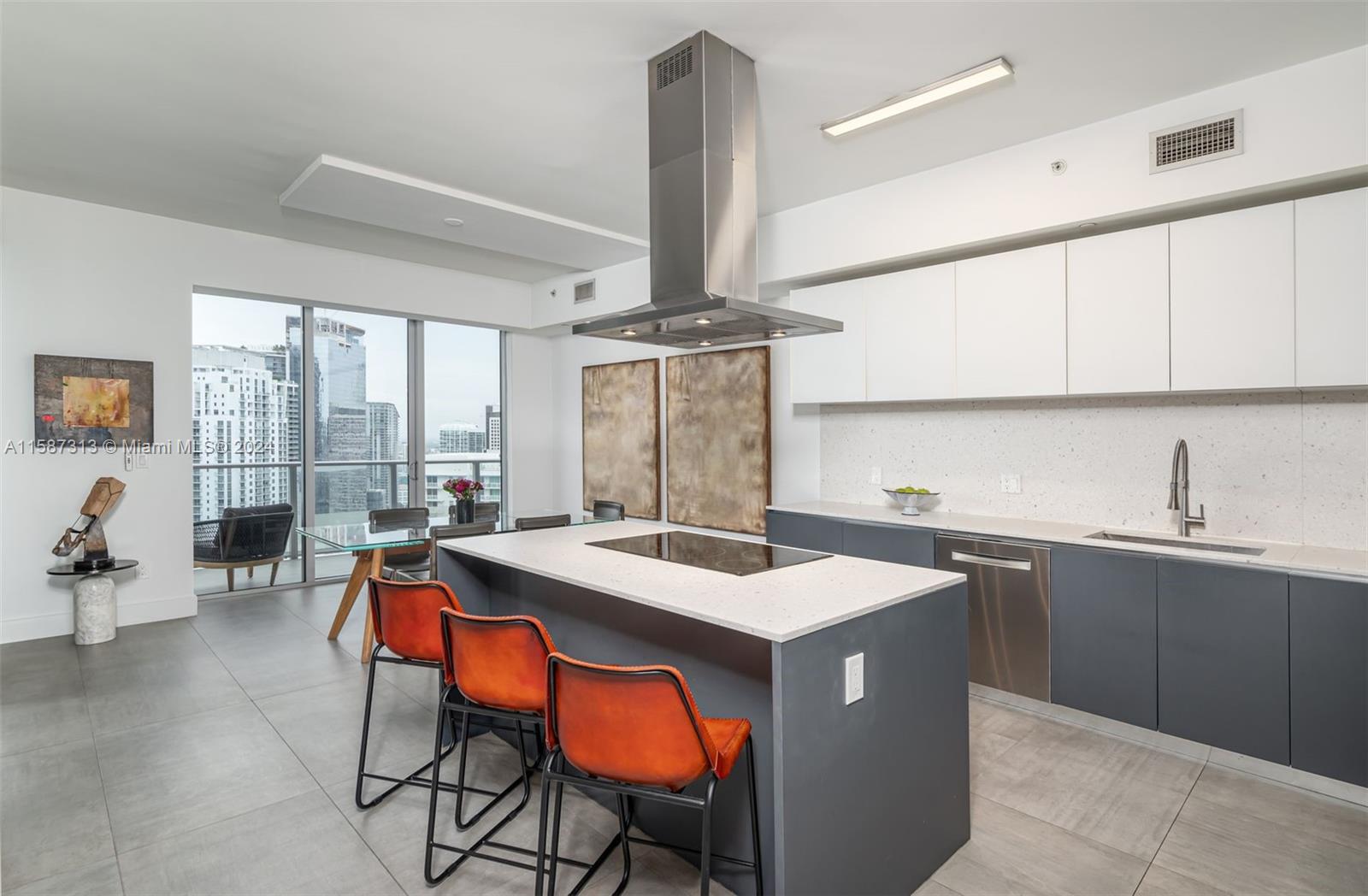 1300 Brickell Bay Dr # 4201