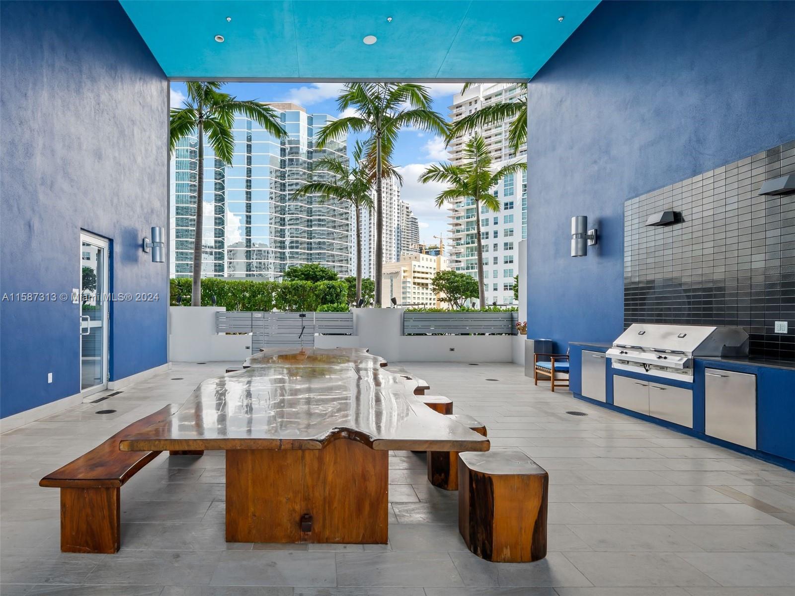 1300 Brickell Bay Dr # 4201