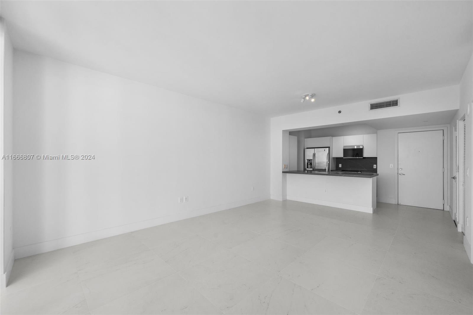 951 Brickell Ave # 4002