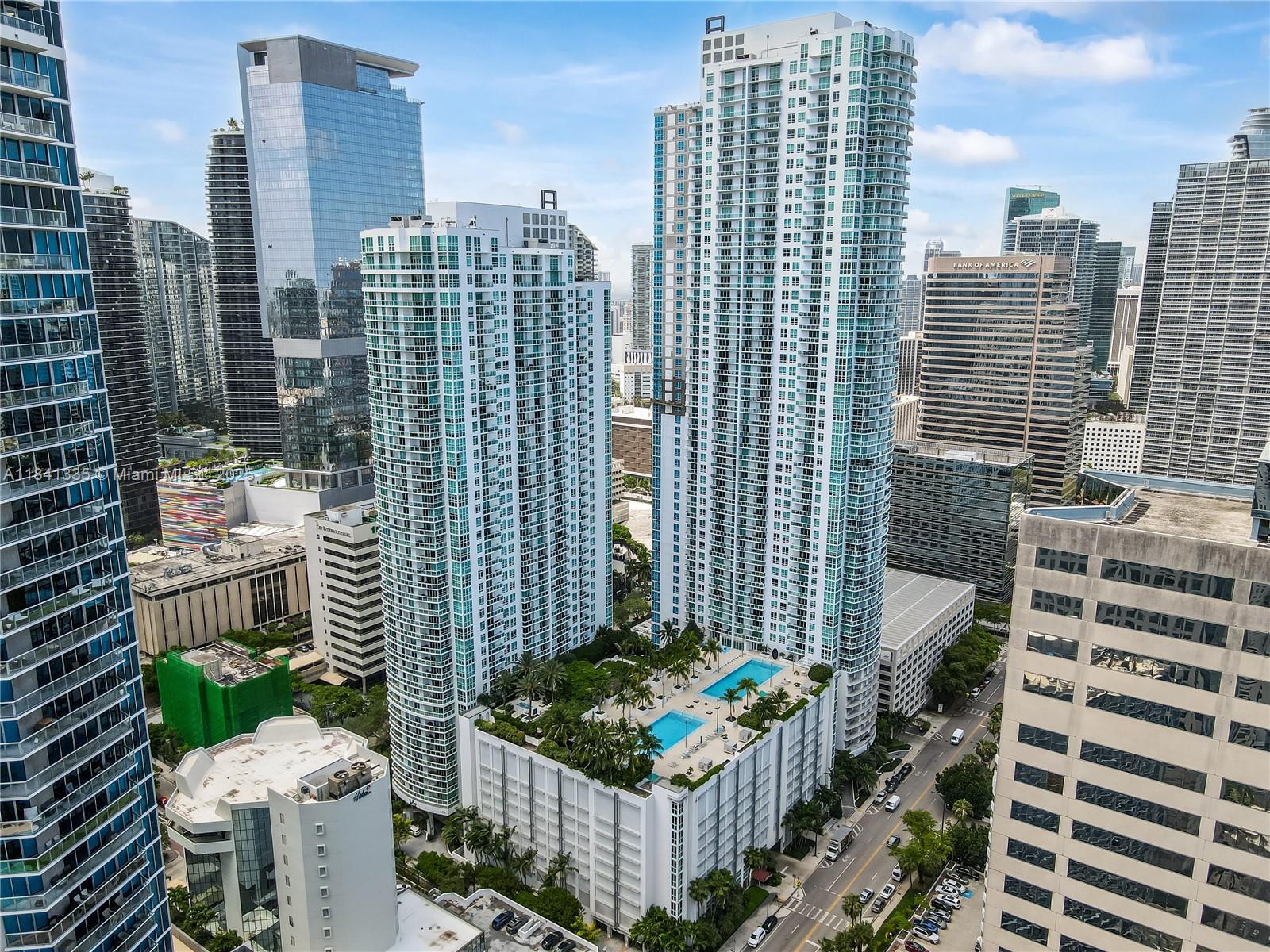 950 Brickell Bay Dr # 3500