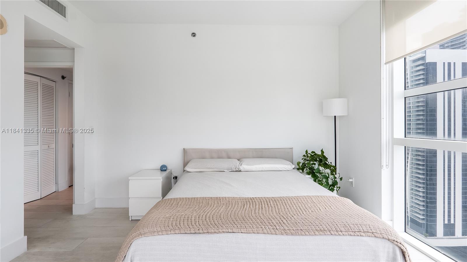 950 Brickell Bay Dr # 3500