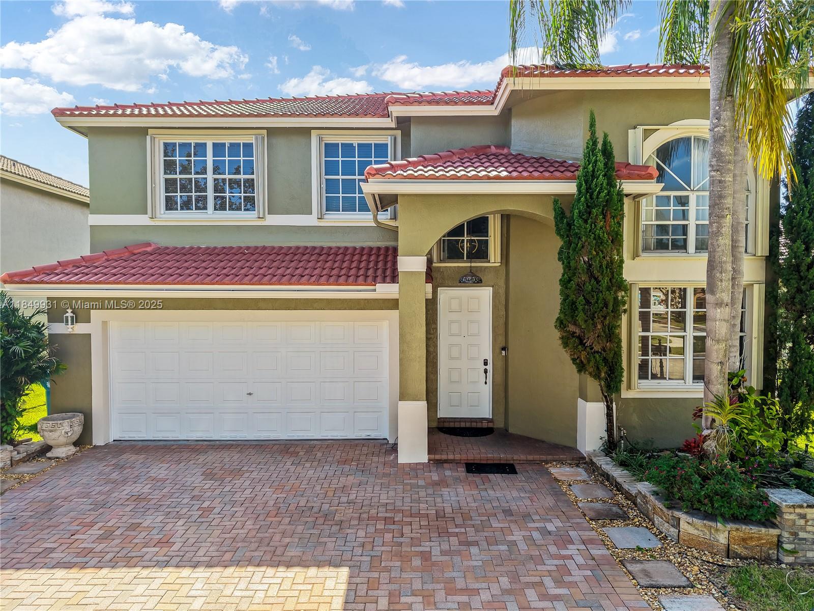 4025 Sapphire Ln # 4025