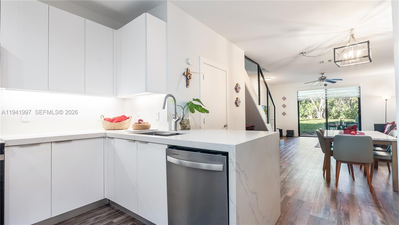 3889 Tree Top Dr # 3889