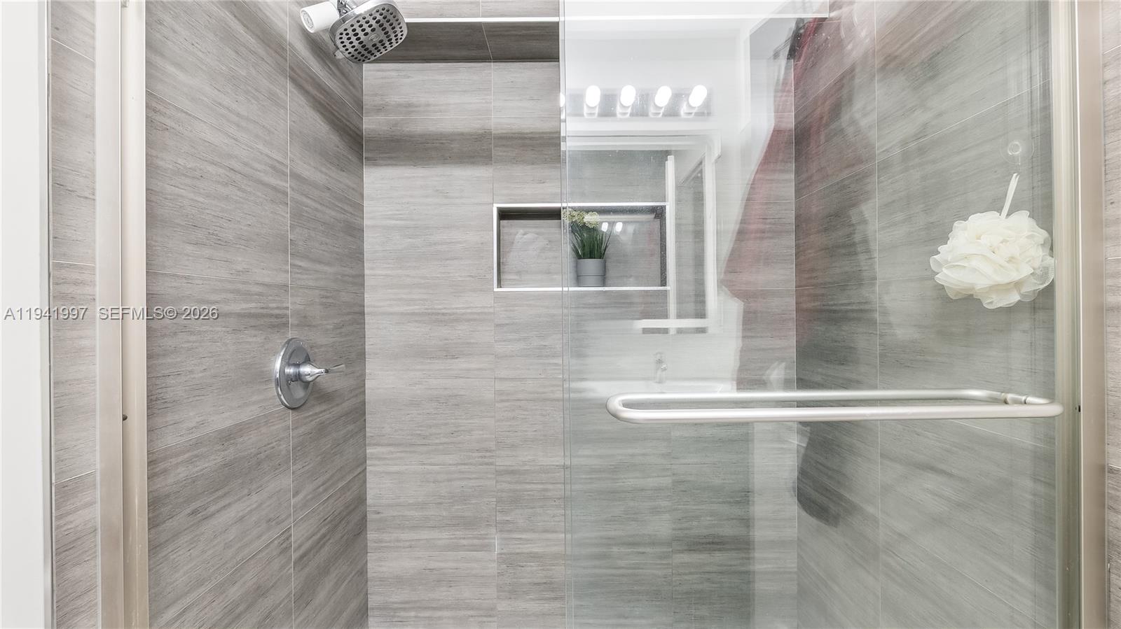 3889 Tree Top Dr # 3889