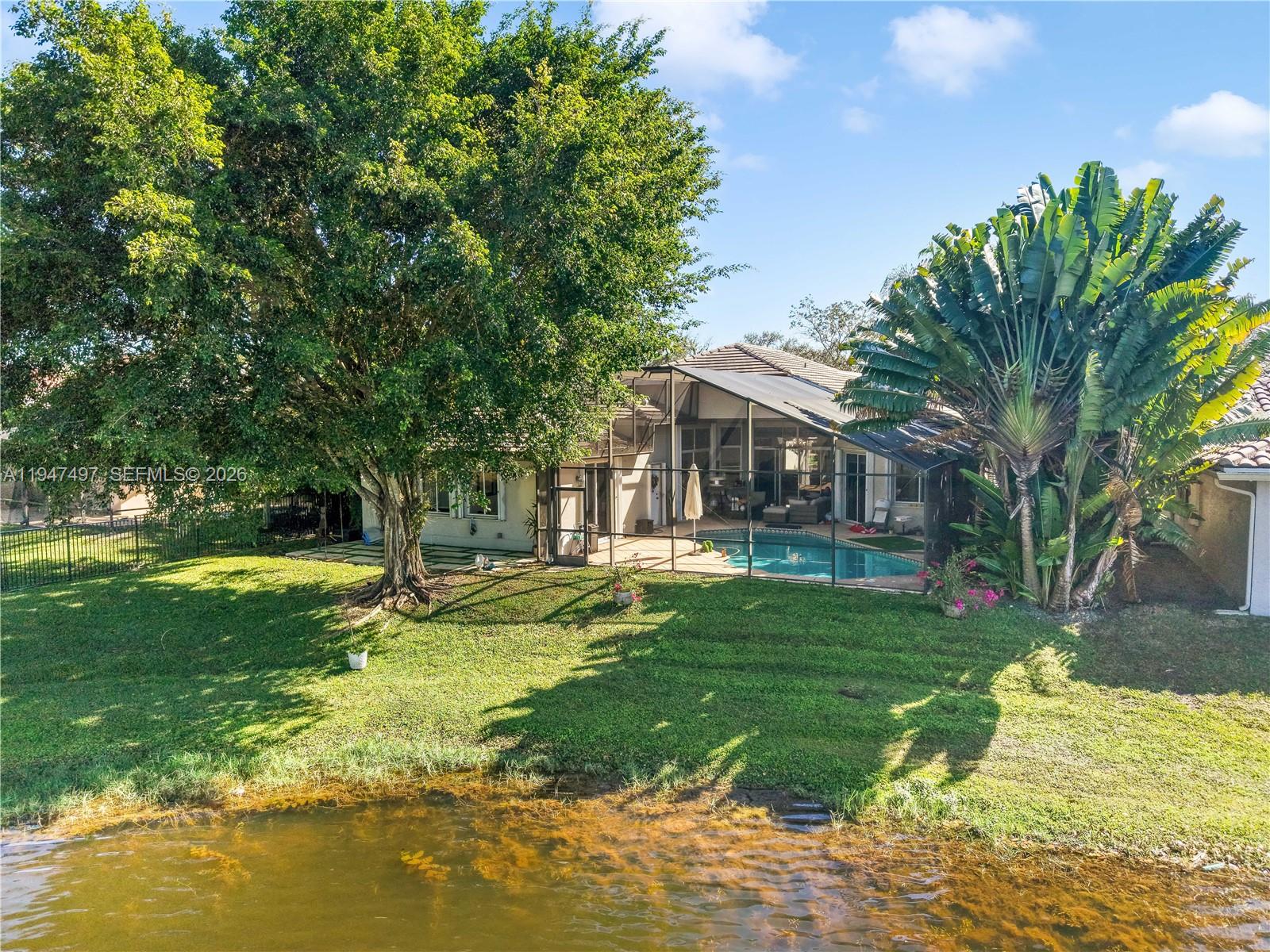 2633 Oakbrook Dr # 2633