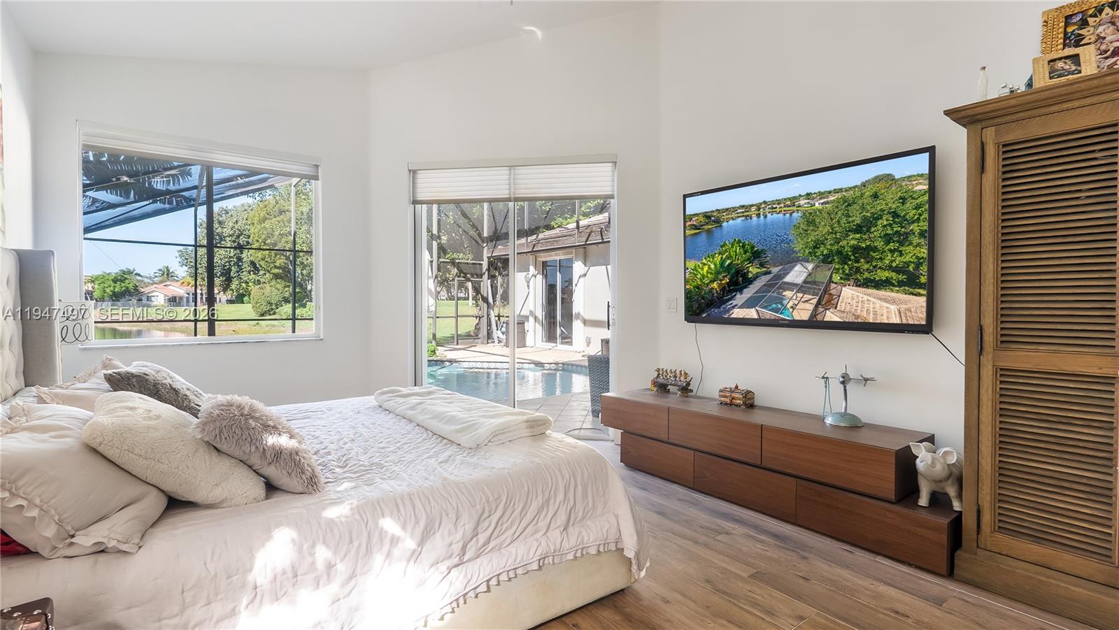 2633 Oakbrook Dr # 2633