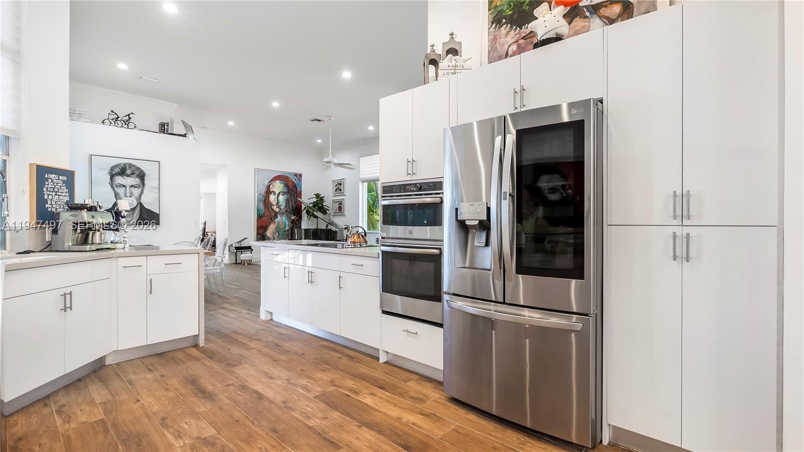 2633 Oakbrook Dr # 2633