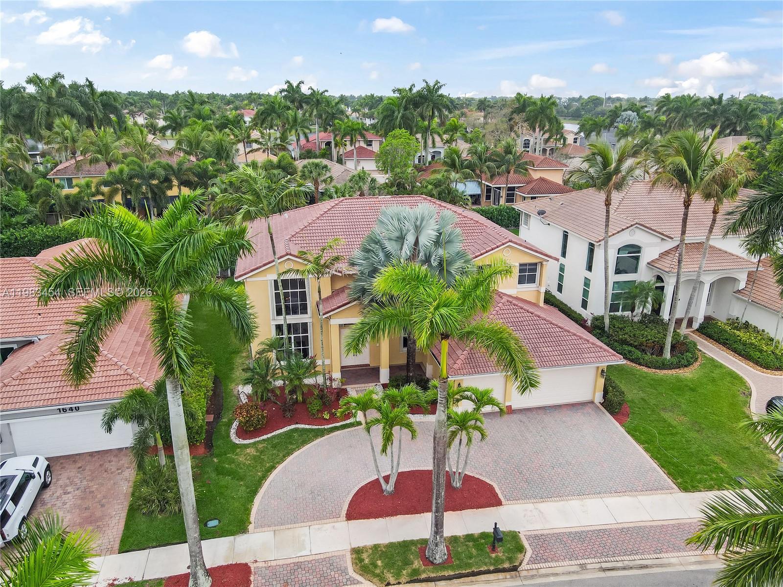 1646 Victoria Pointe Ln
