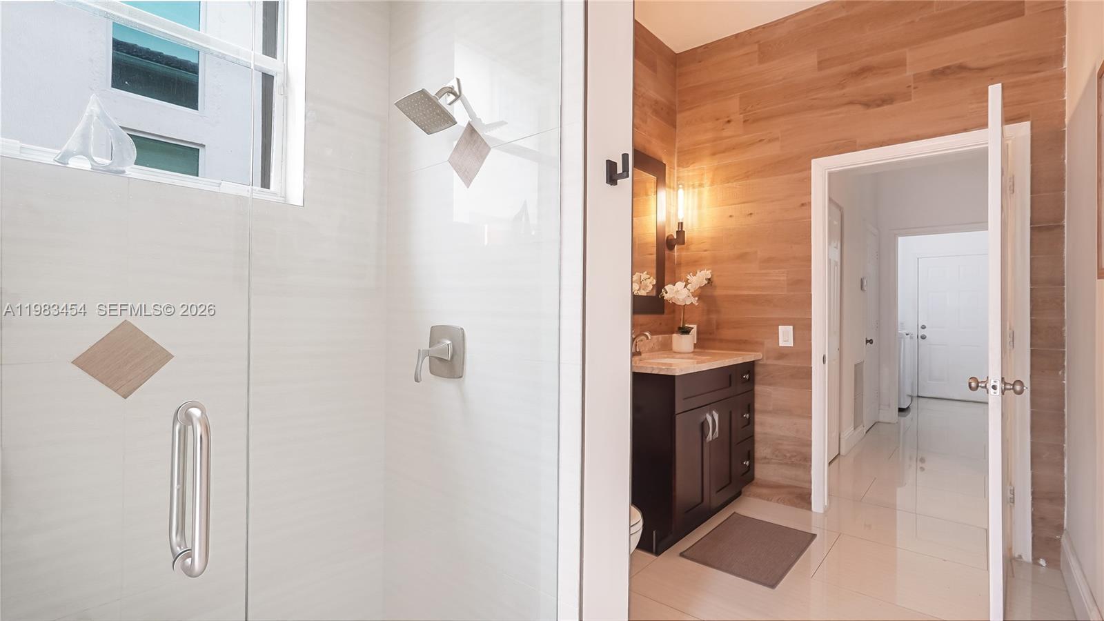 1646 Victoria Pointe Ln