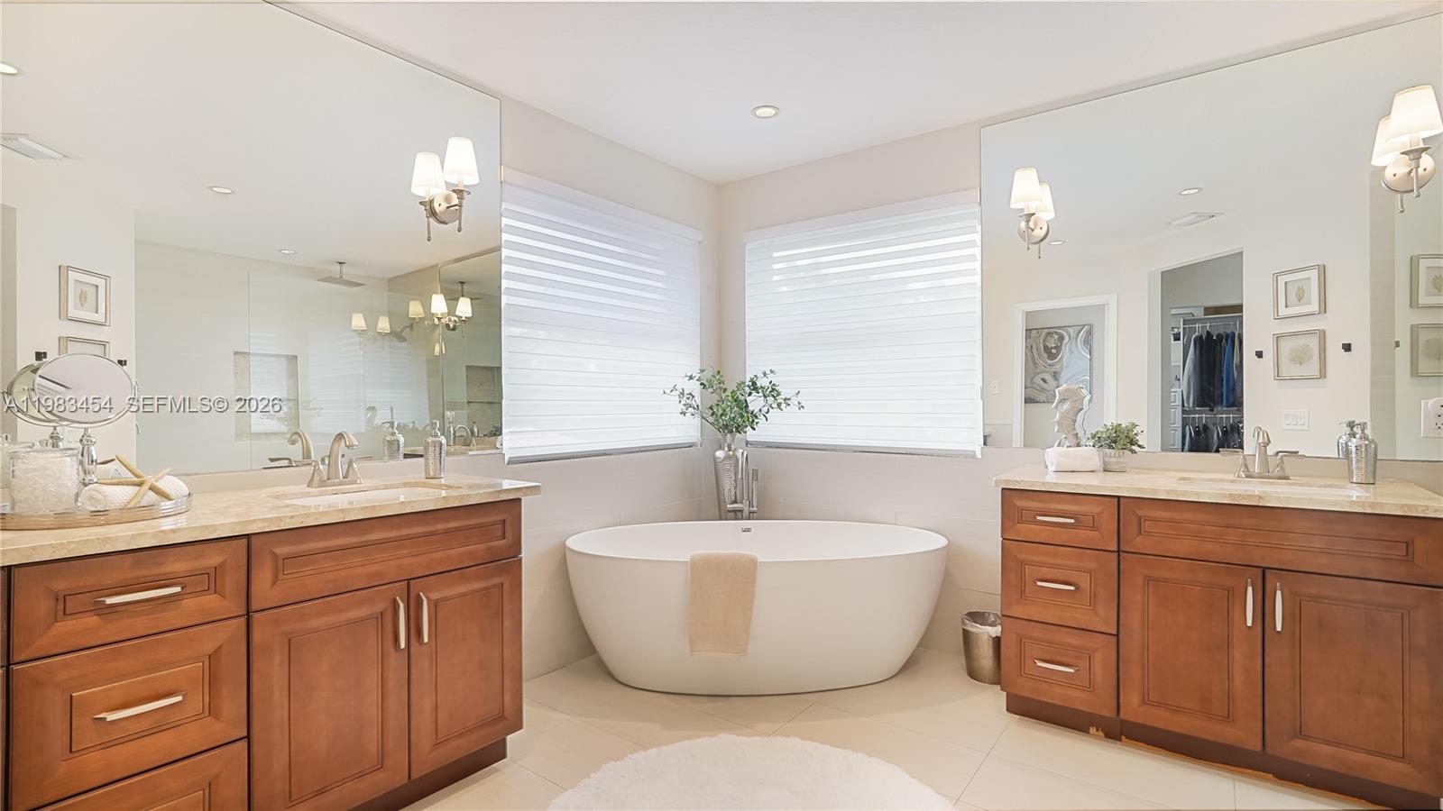 1646 Victoria Pointe Ln