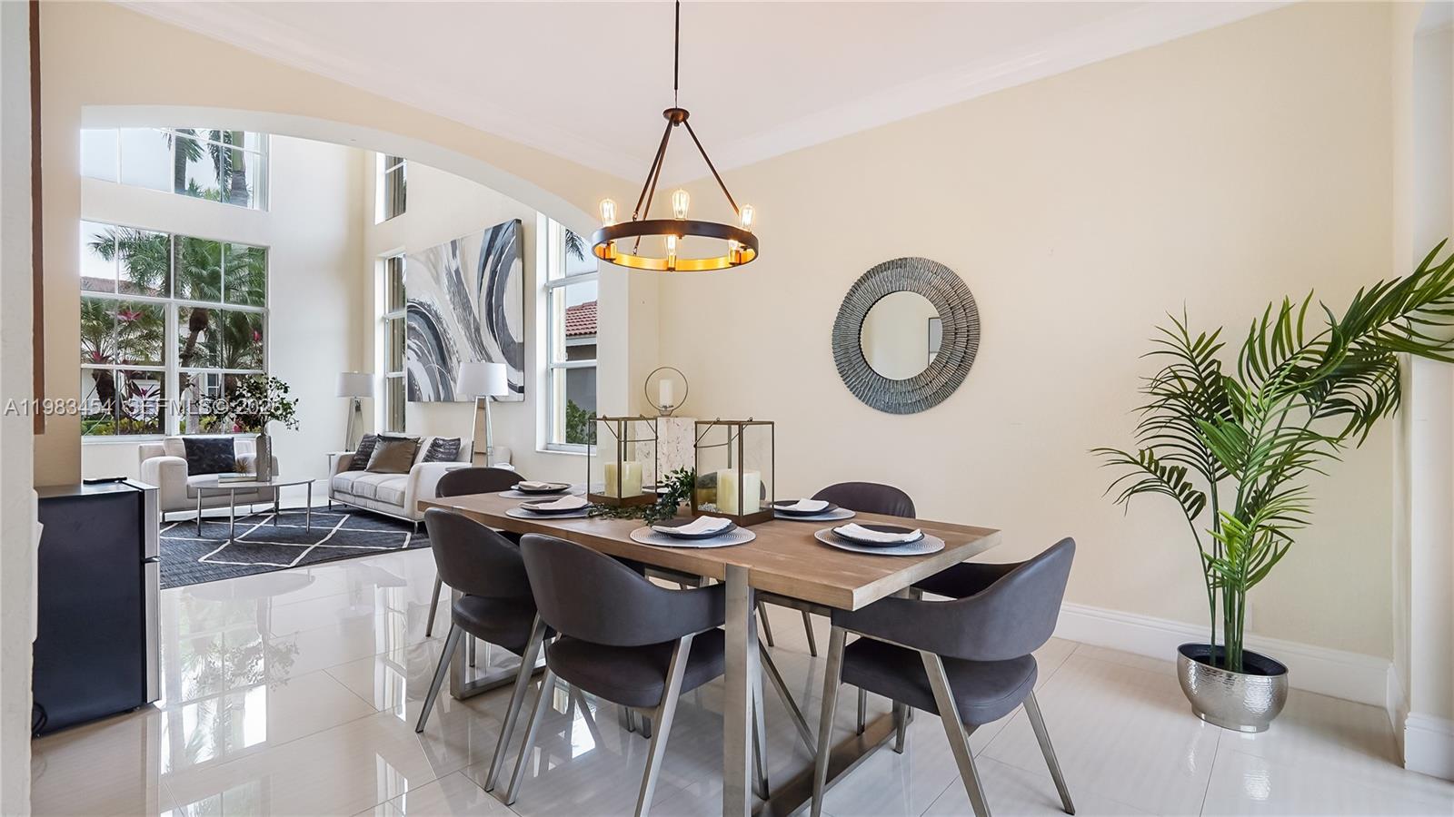 1646 Victoria Pointe Ln