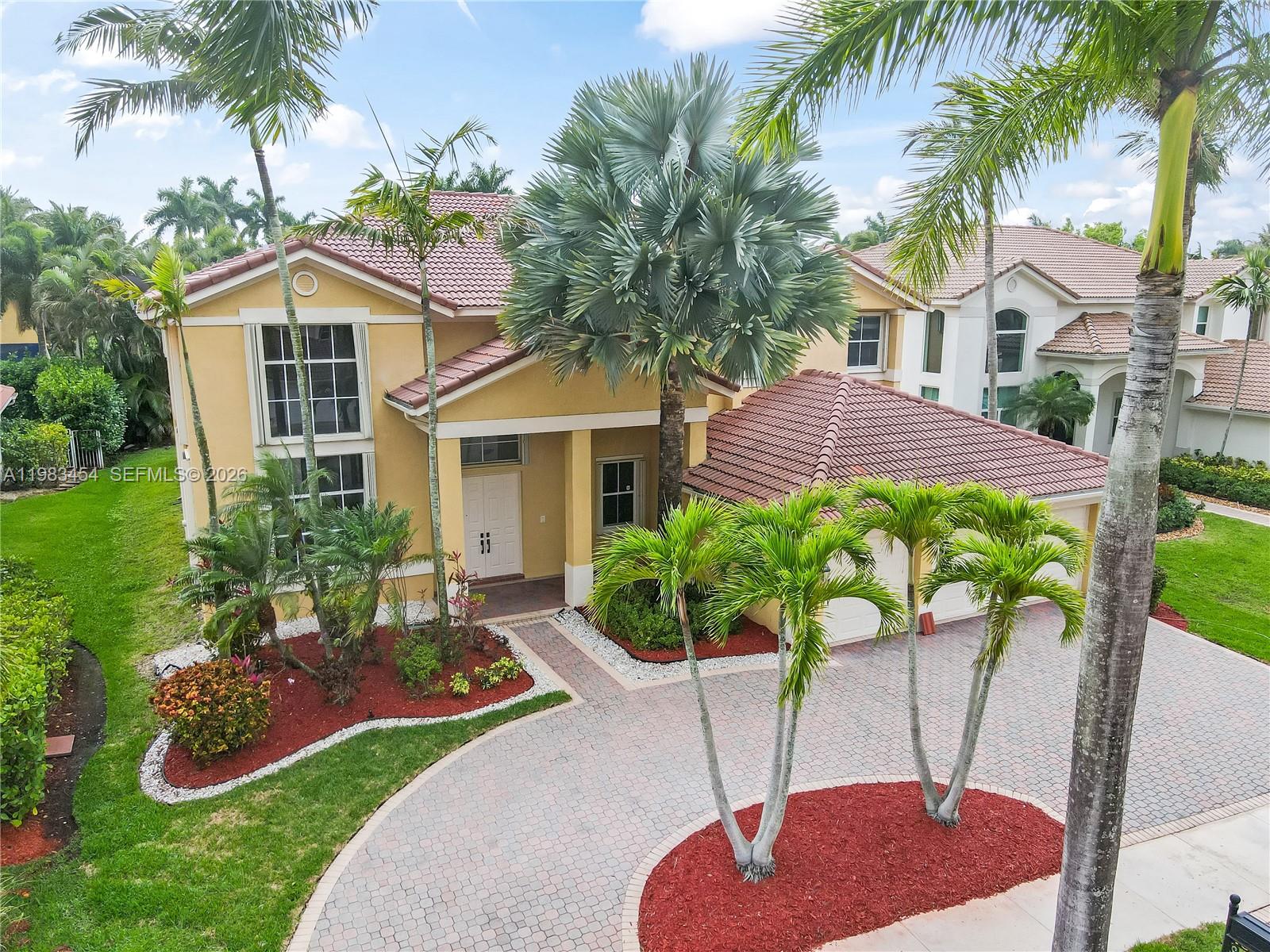 1646 Victoria Pointe Ln