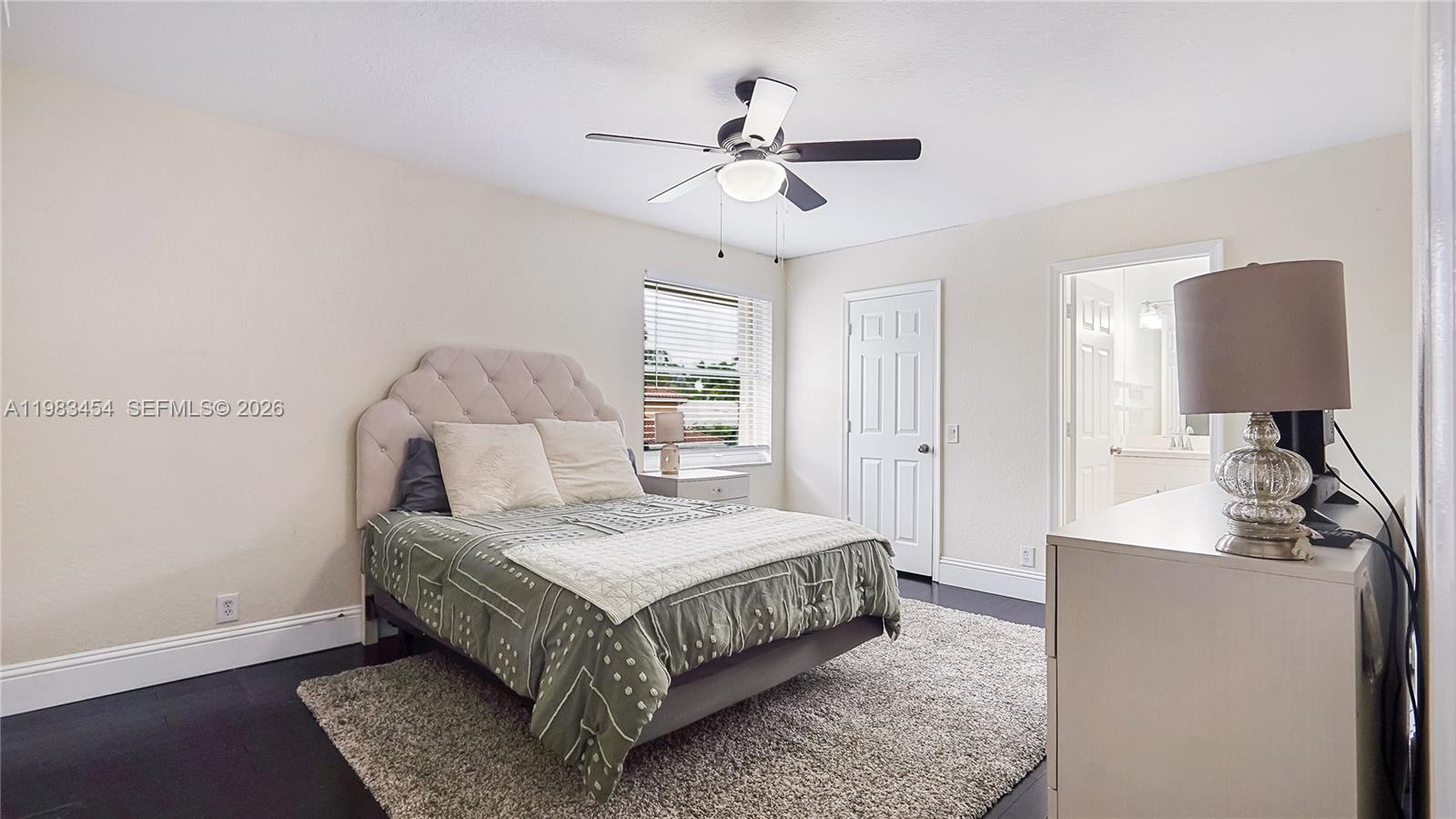 1646 Victoria Pointe Ln