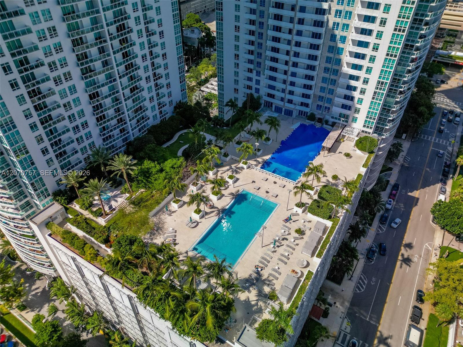 951 Brickell Ave # 3801