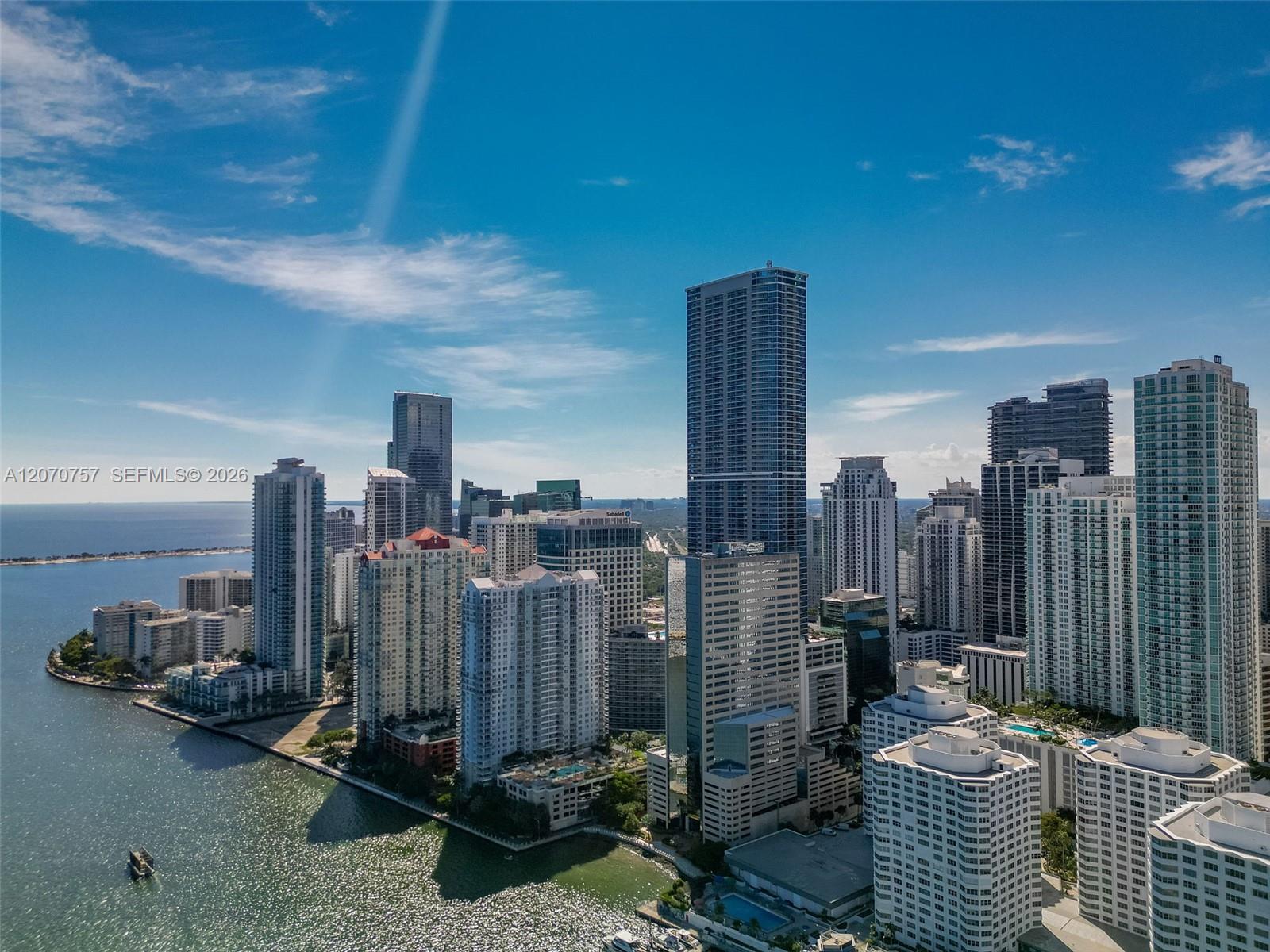 951 Brickell Ave # 3801