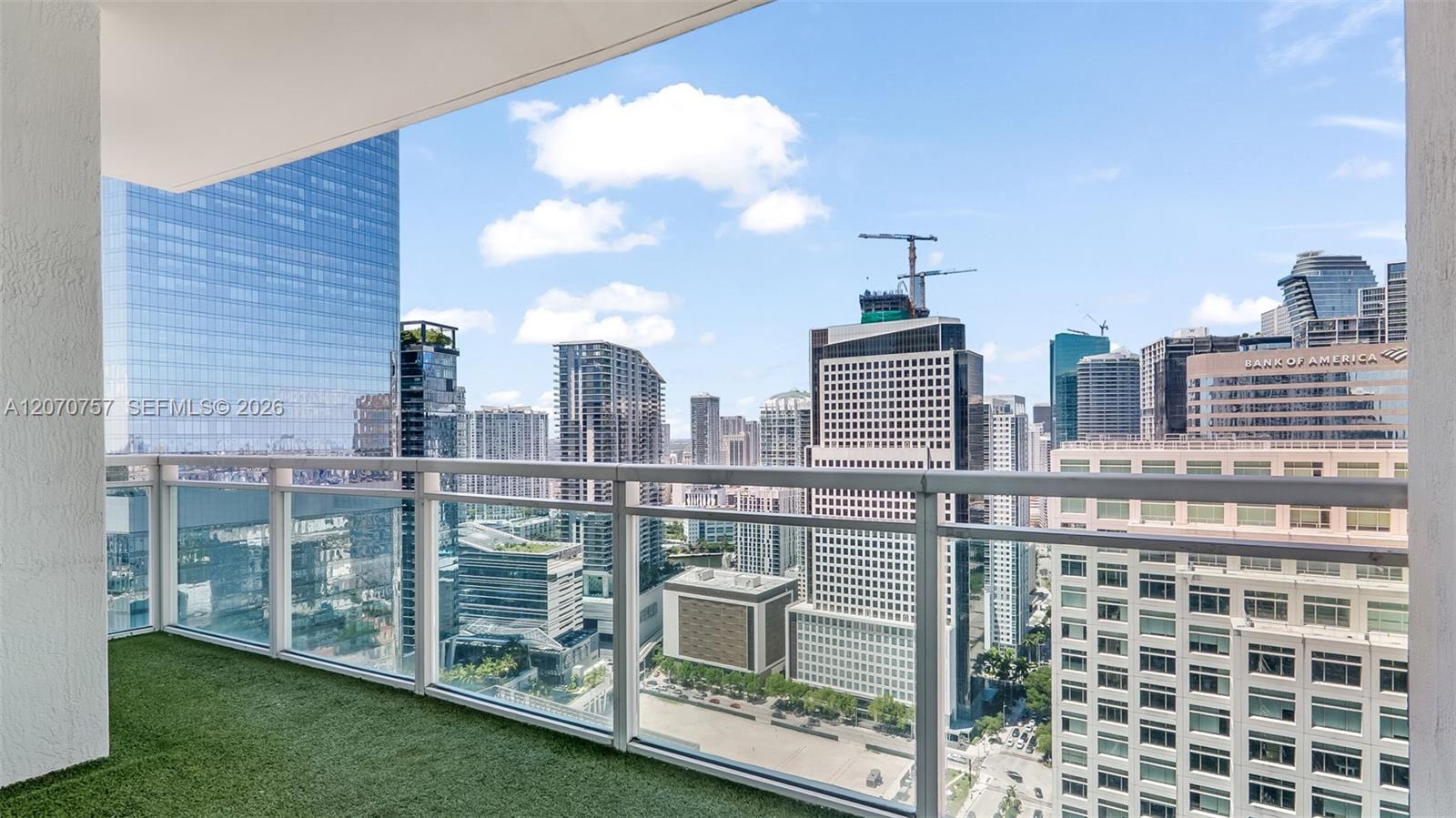 951 Brickell Ave # 3801
