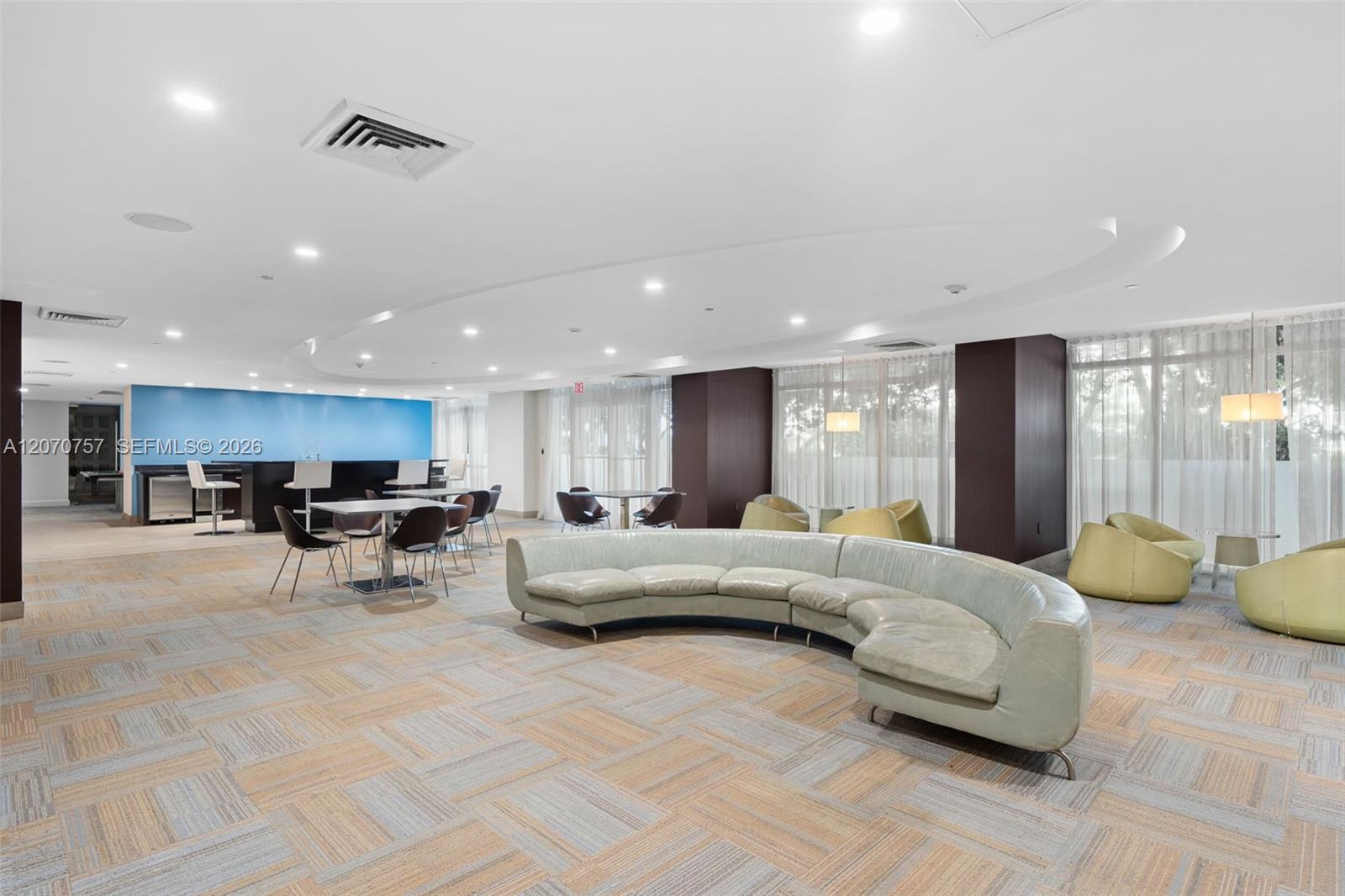 951 Brickell Ave # 3801
