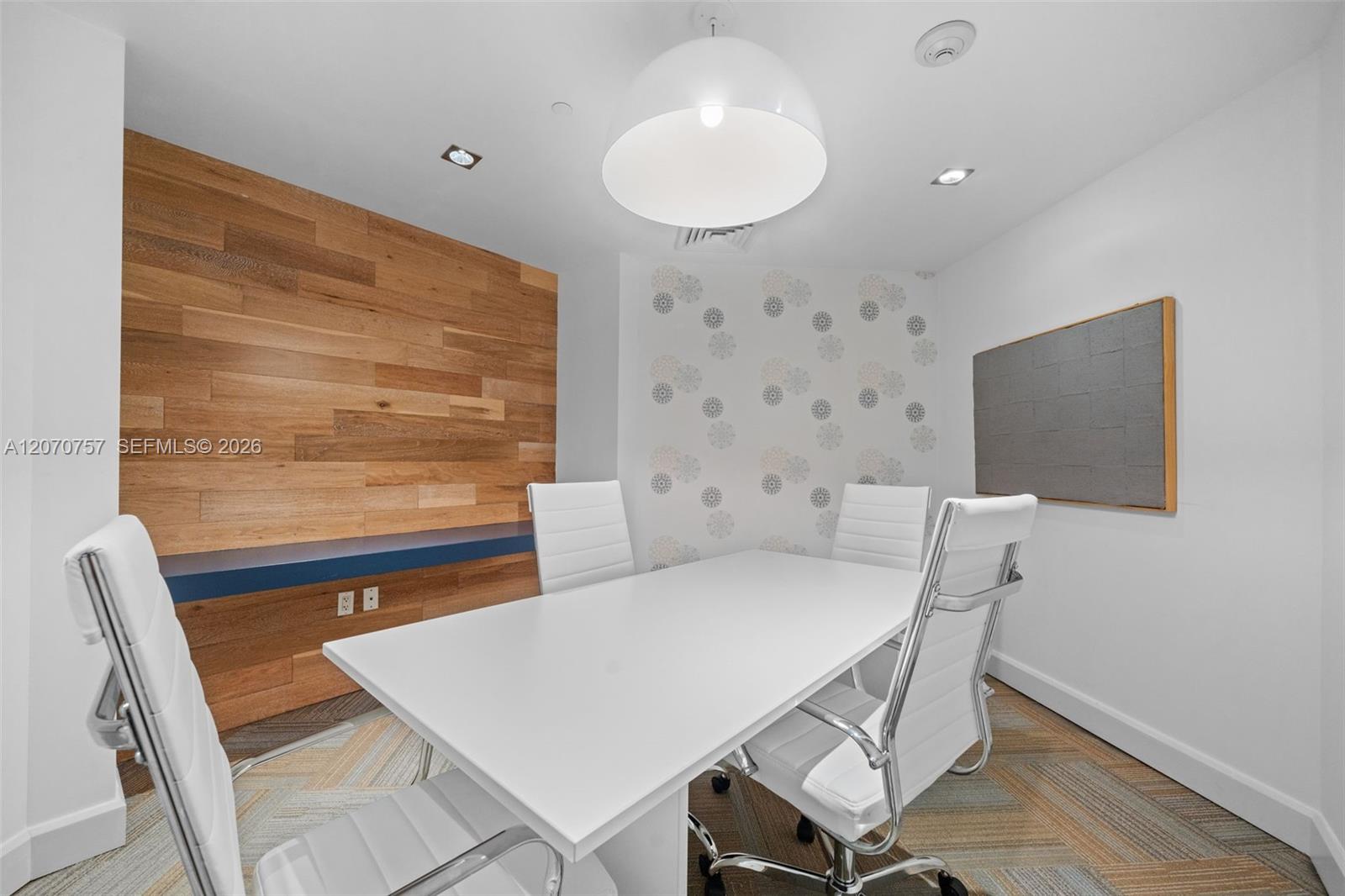 951 Brickell Ave # 3801