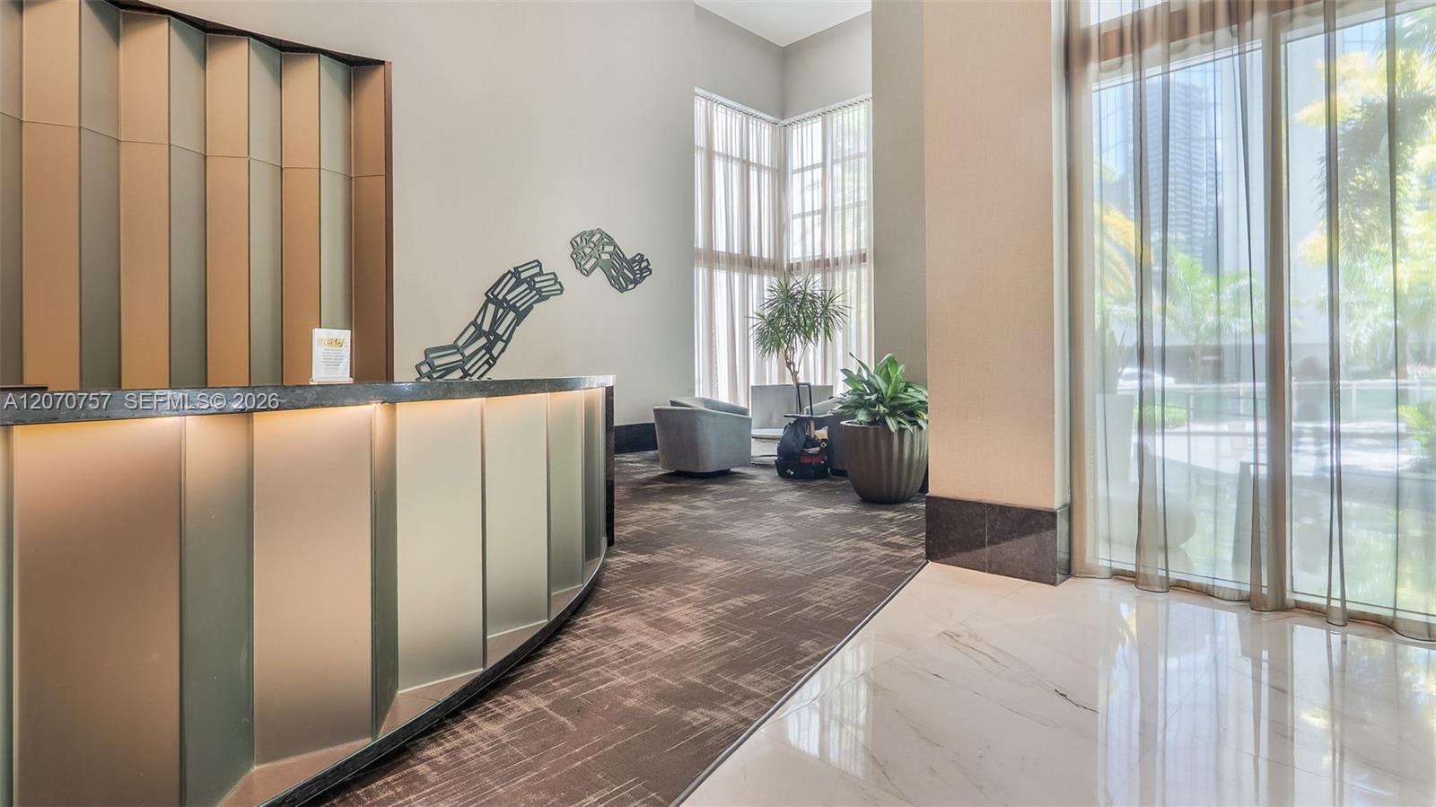 951 Brickell Ave # 3801