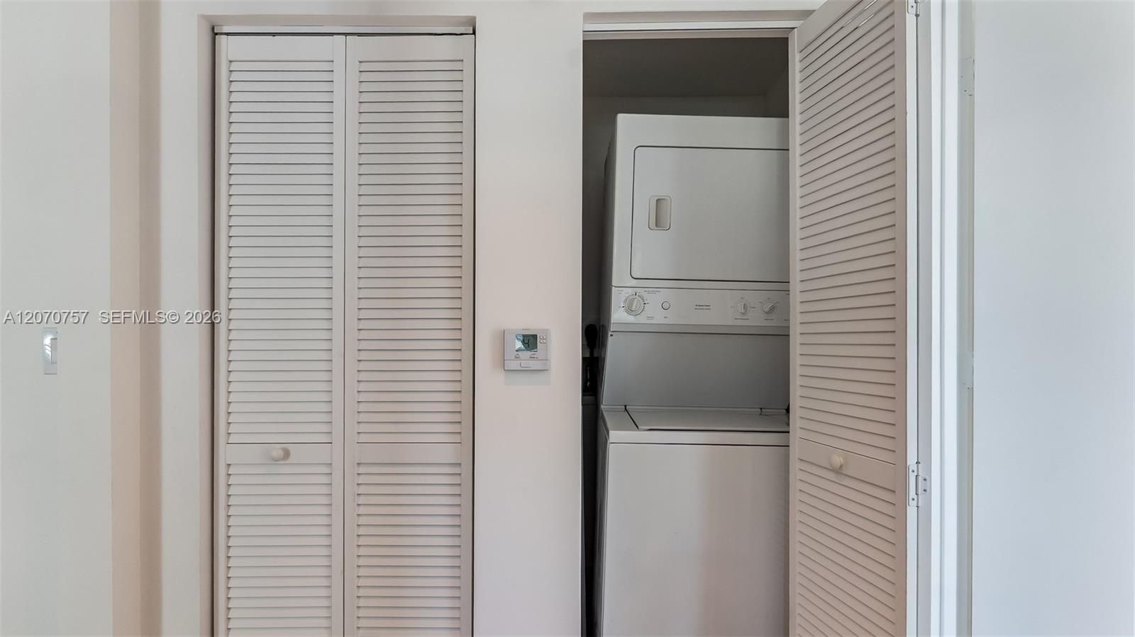 951 Brickell Ave # 3801