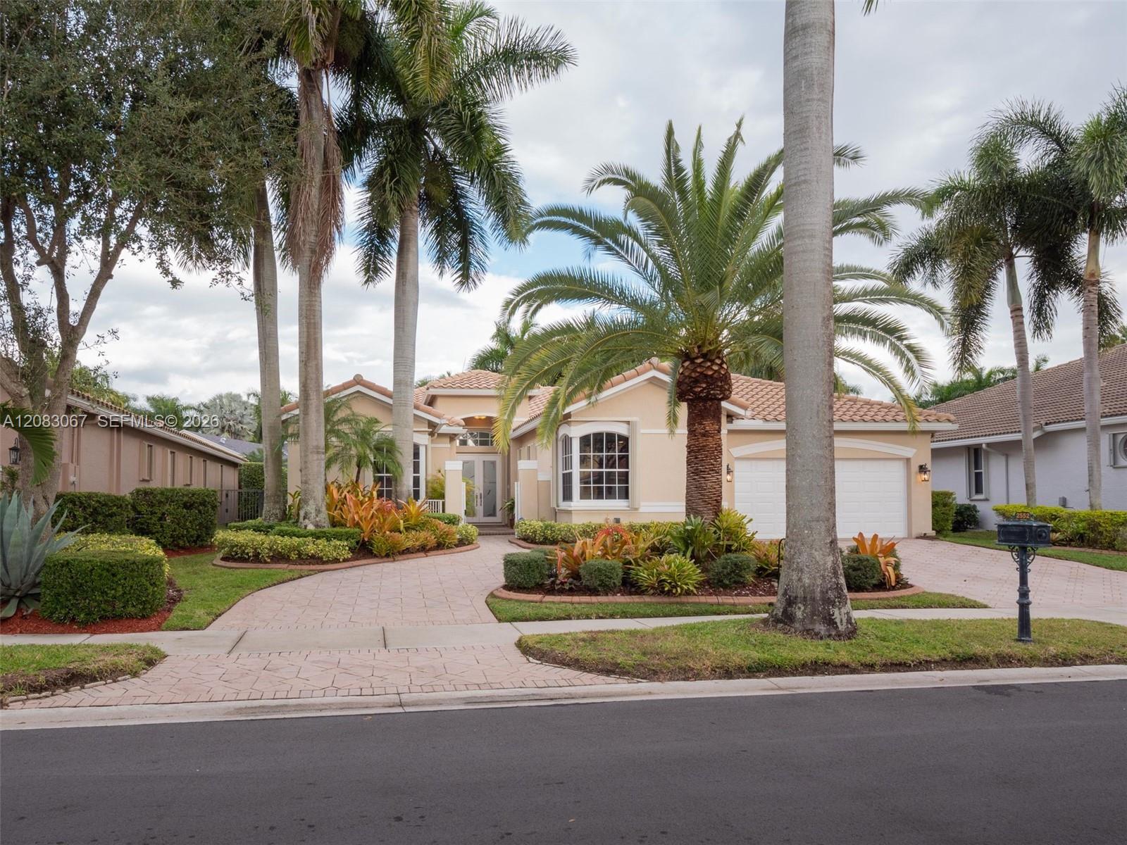 2552 Jardin Ln