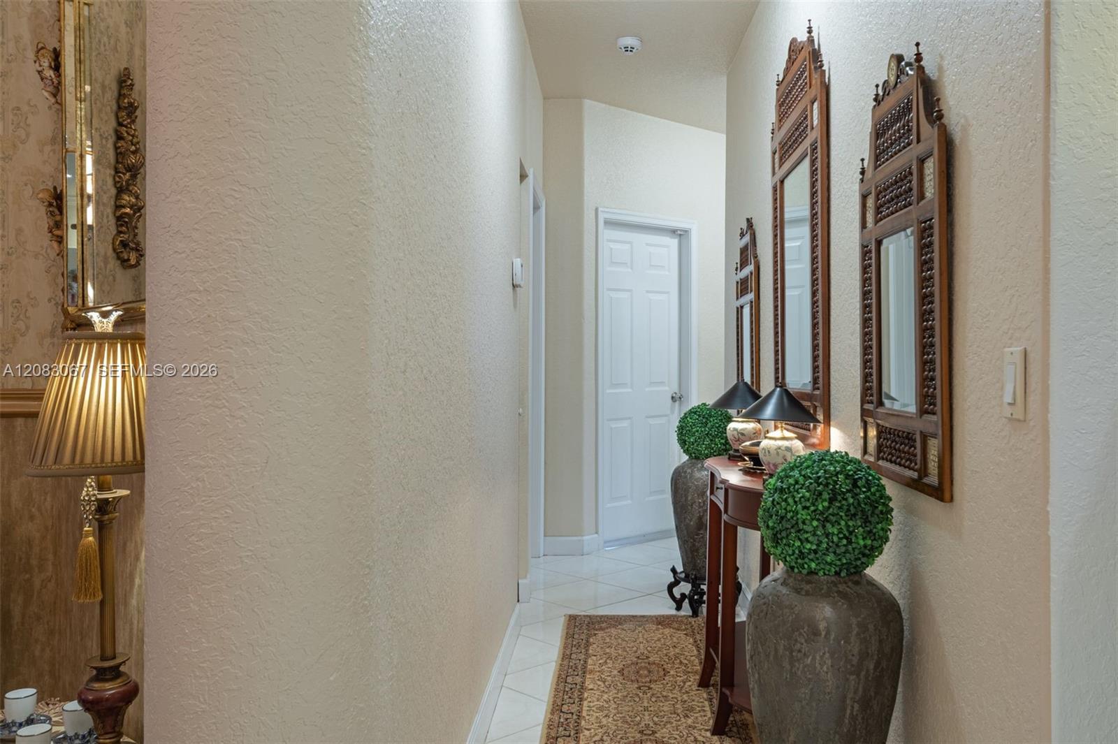 2552 Jardin Ln