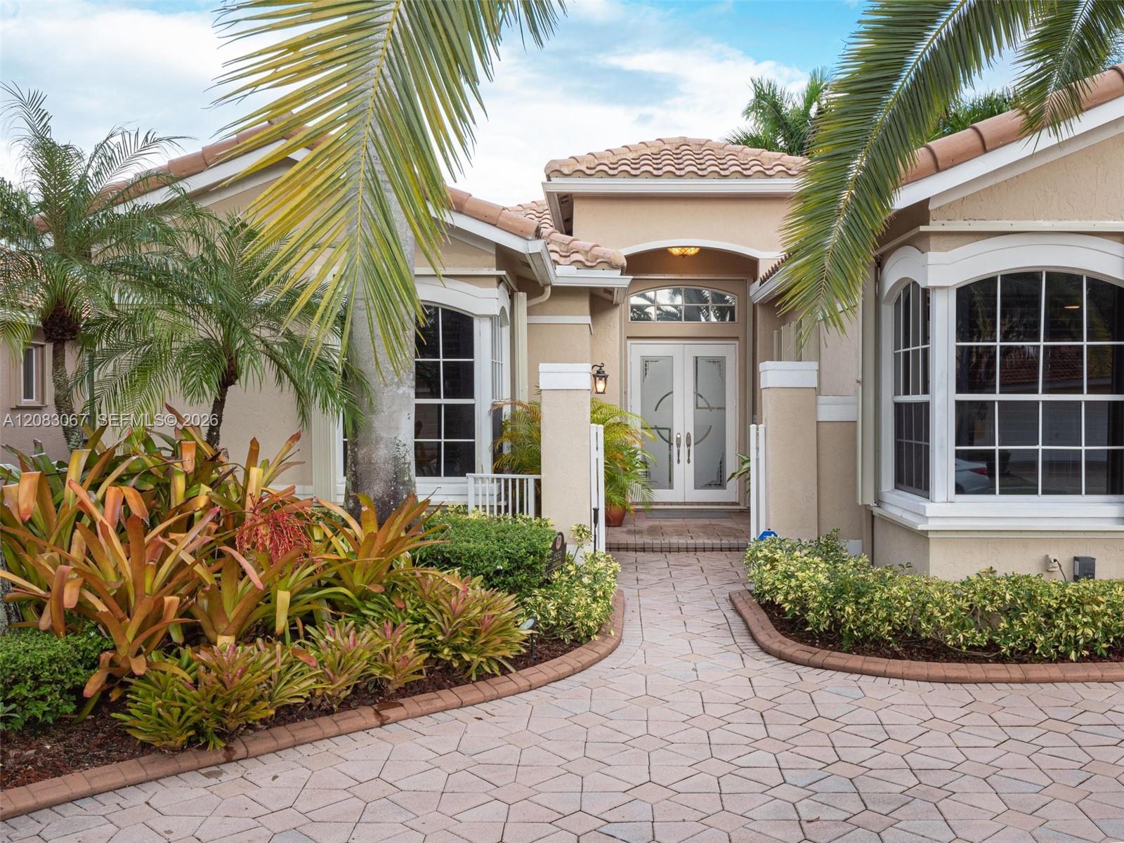 2552 Jardin Ln