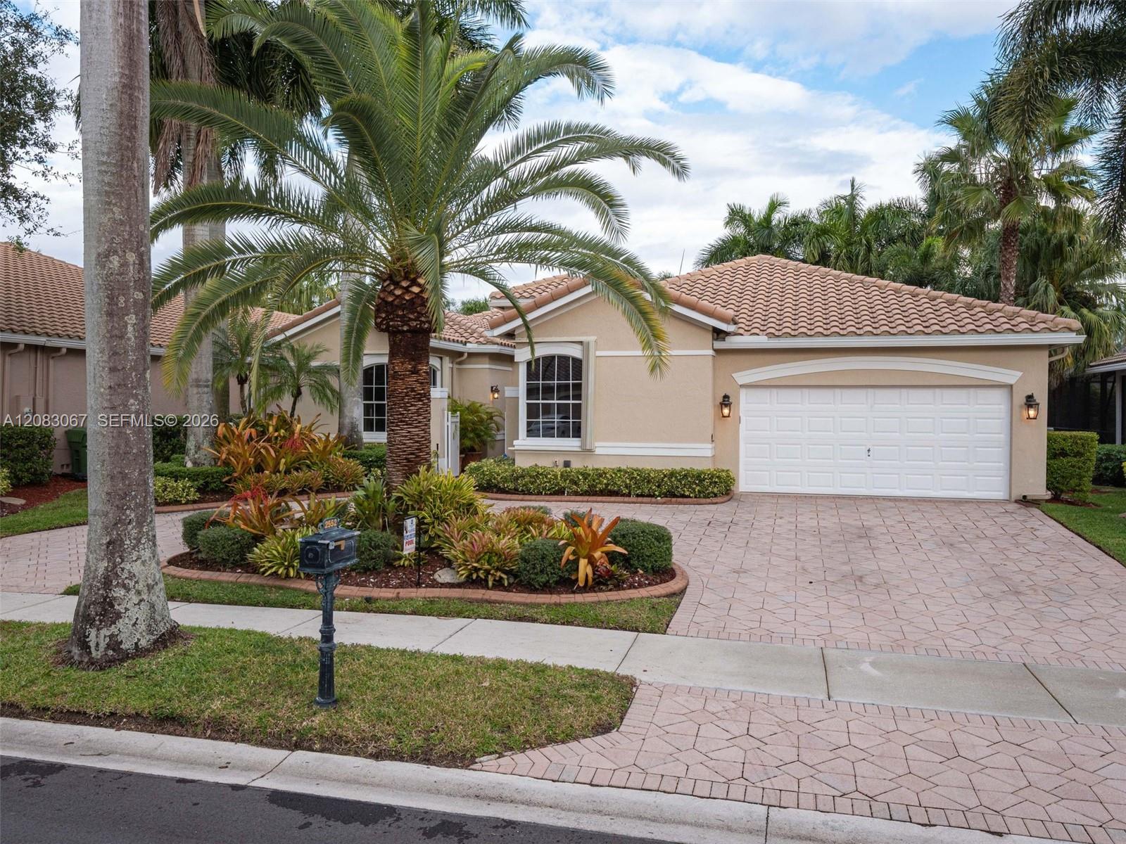 2552 Jardin Ln