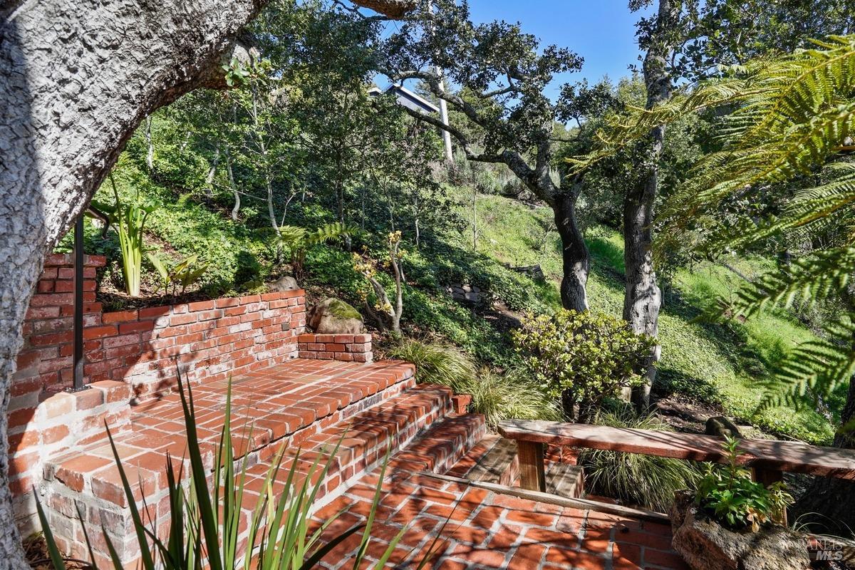 1081 West California Avenue