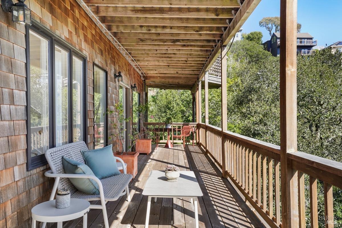 1081 West California Avenue