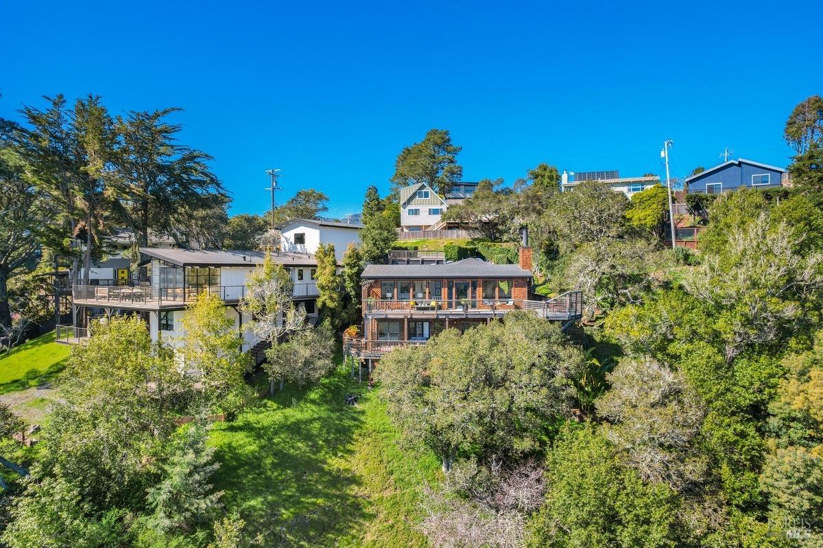 1081 West California Avenue