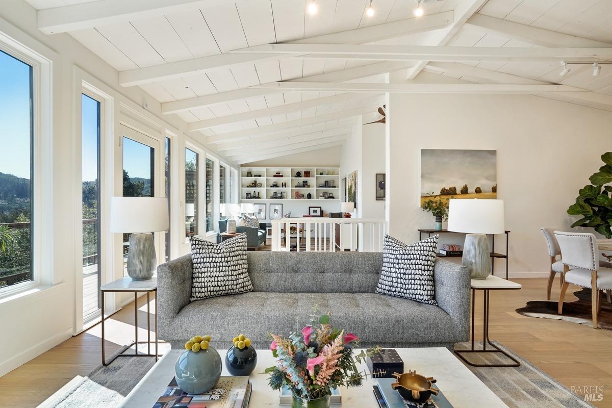 1081 West California Avenue